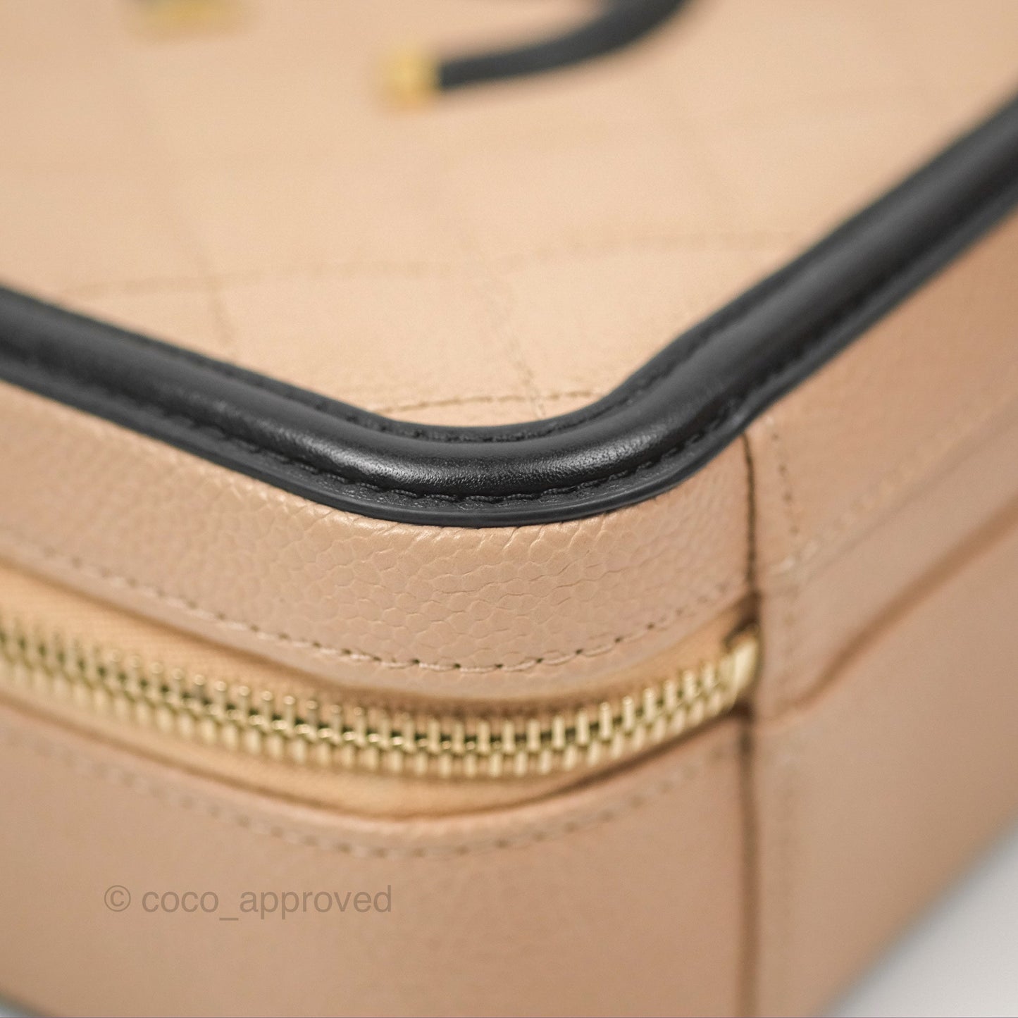 Chanel Quilted Medium CC Filigree Vanity Case Beige Black Caviar Gold Hardware