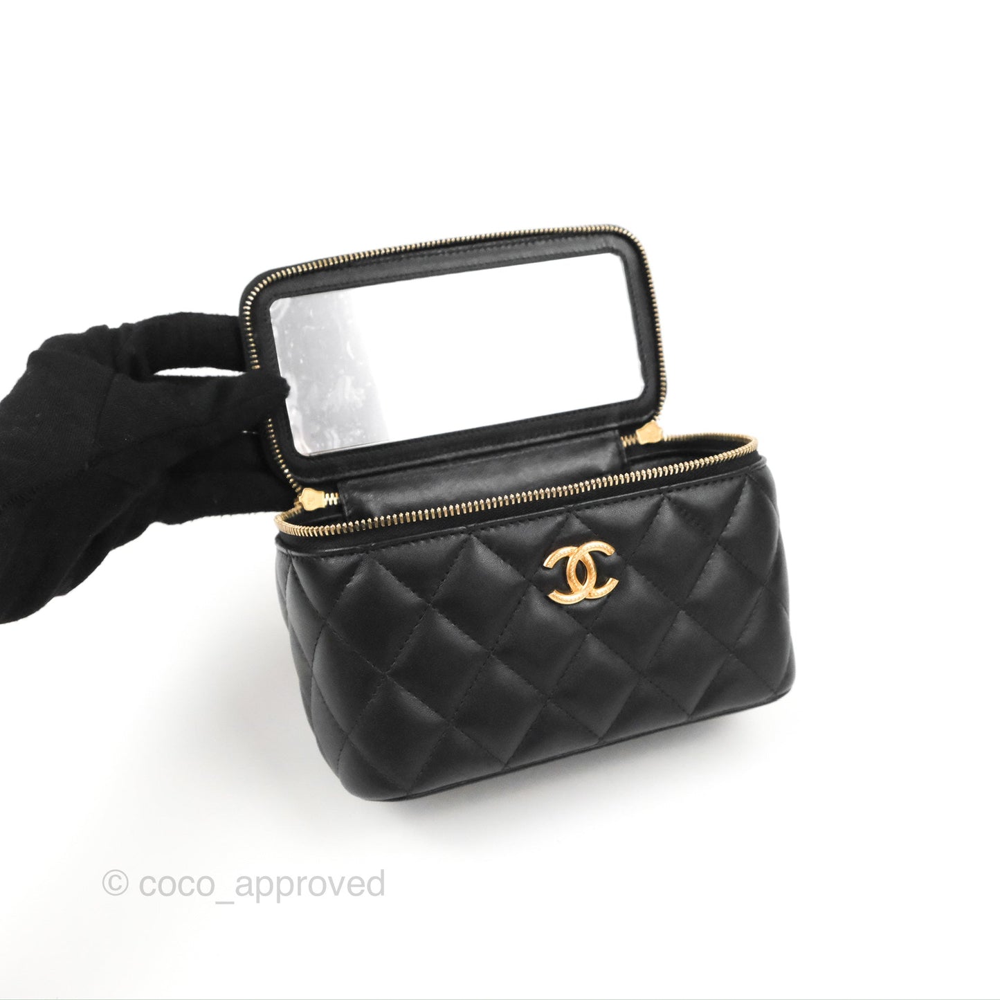 Chanel Metal Handle Vanity Rectangular Black Lambskin Gold Hardware 23A