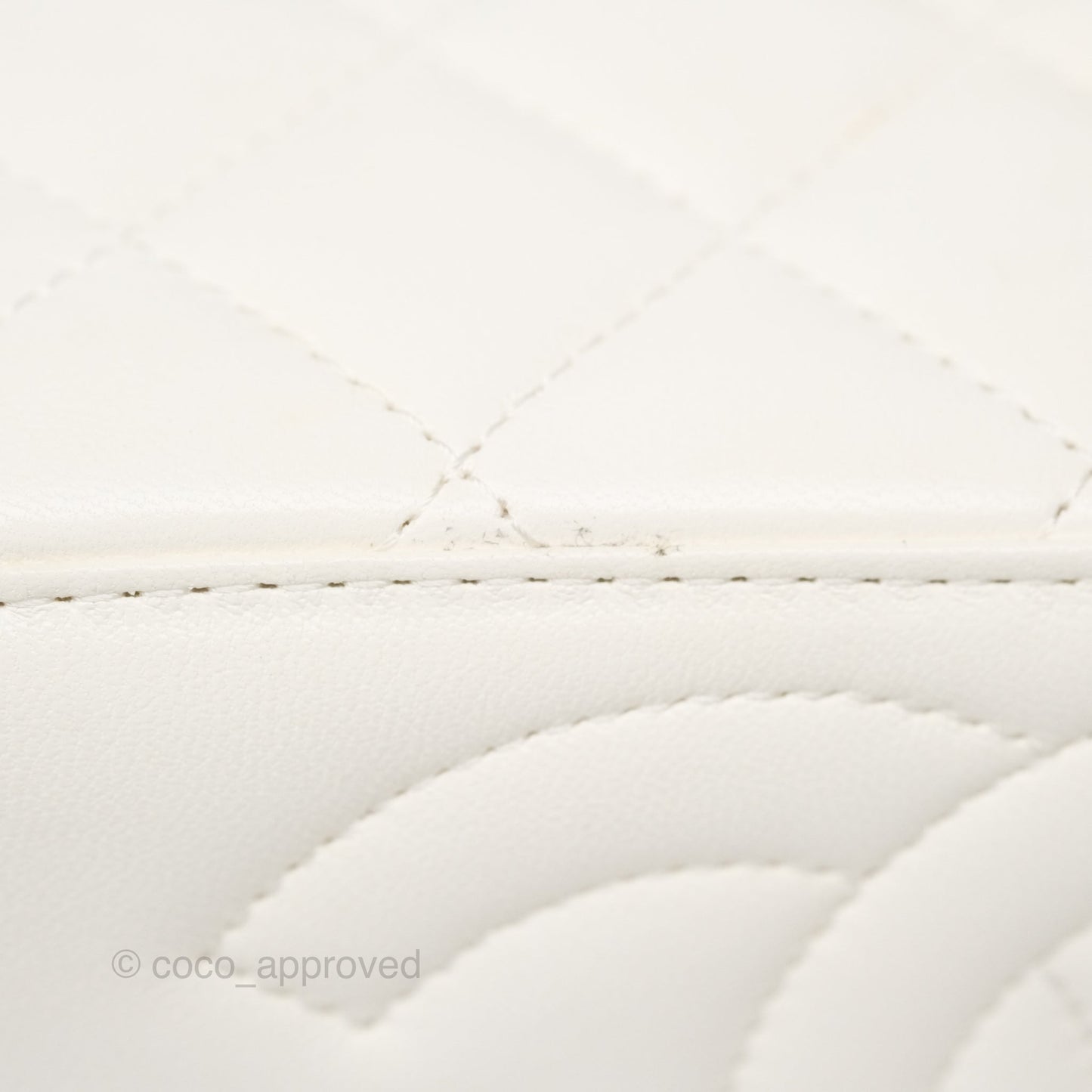 Chanel Vanity with Double Chain White Shiny Lambskin 23C