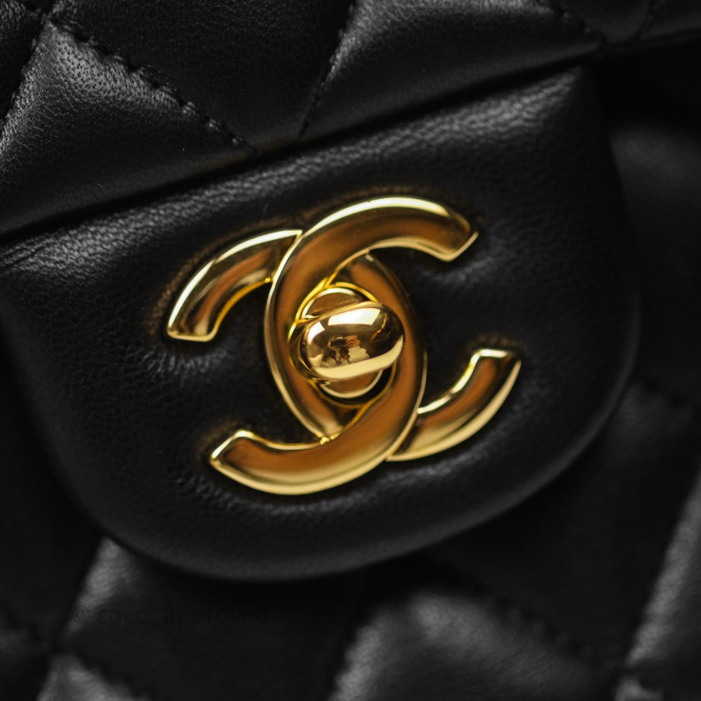 Chanel Classic M/L Medium Flap Quilted Black Lambskin Gold Hardware