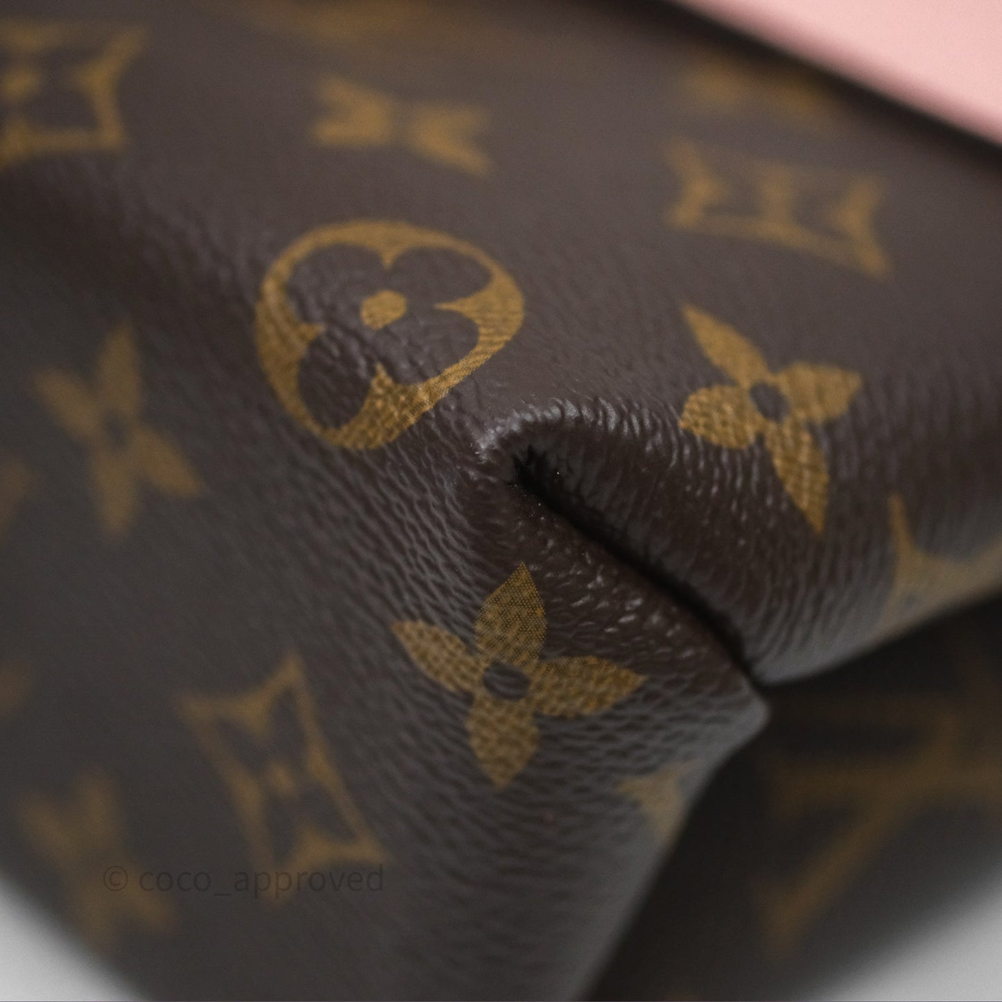 Louis Vuitton Monogram Locky BB Rose Poudre