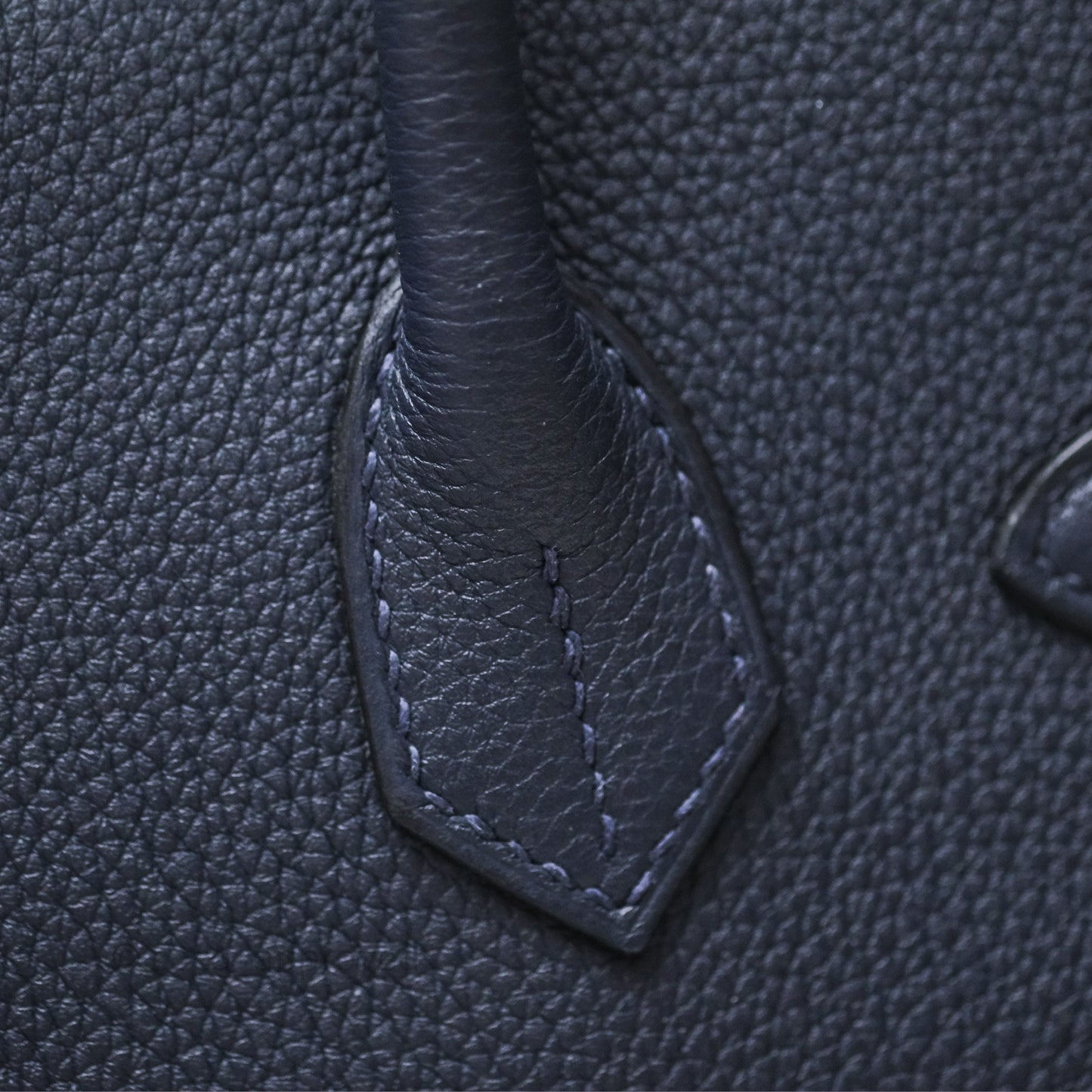 Hermès Birkin 30 Retourne Bleu Nuit 2Z Togo Gold Hardware