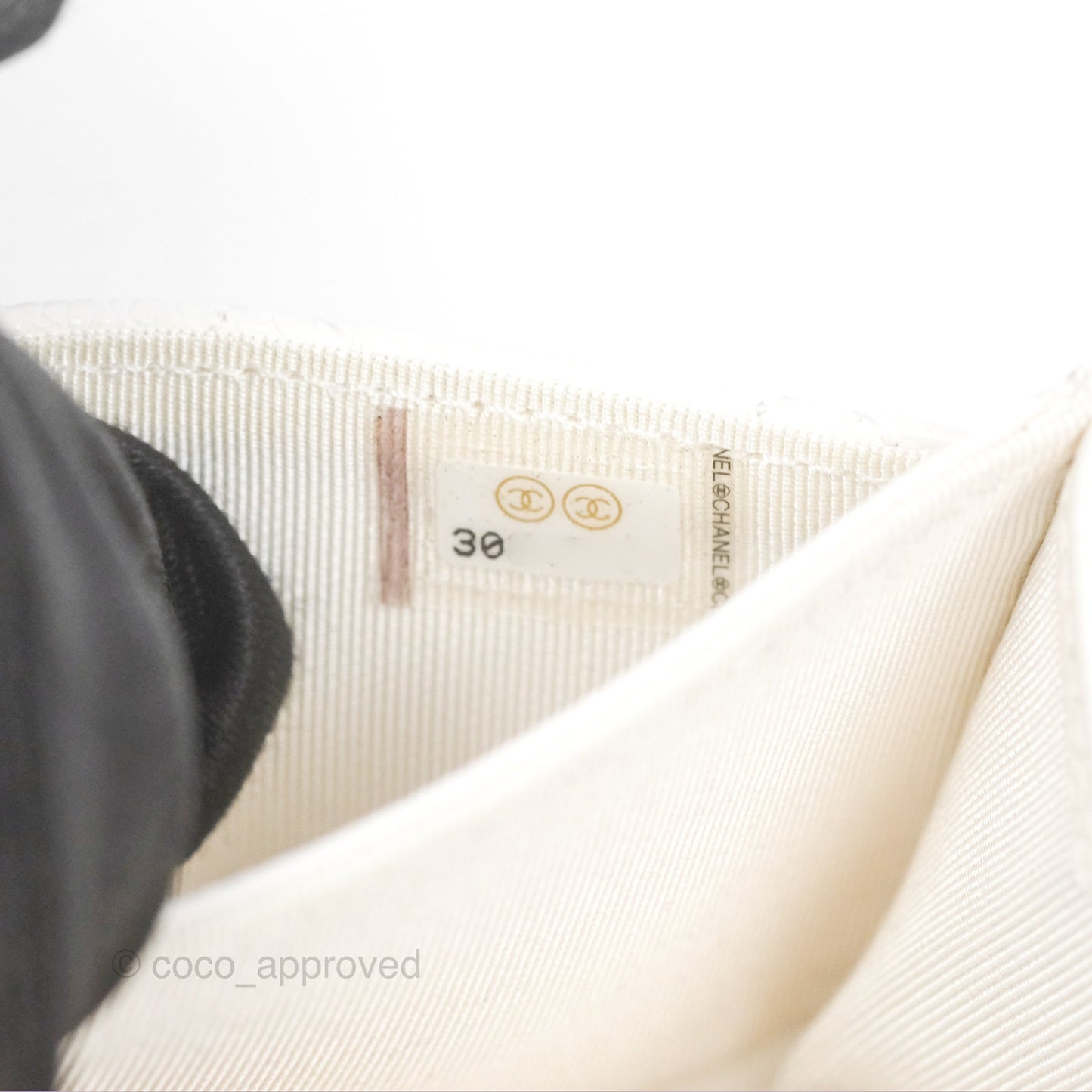 Chanel Quilted Flap Card Holder White Caviar Silver Hardware