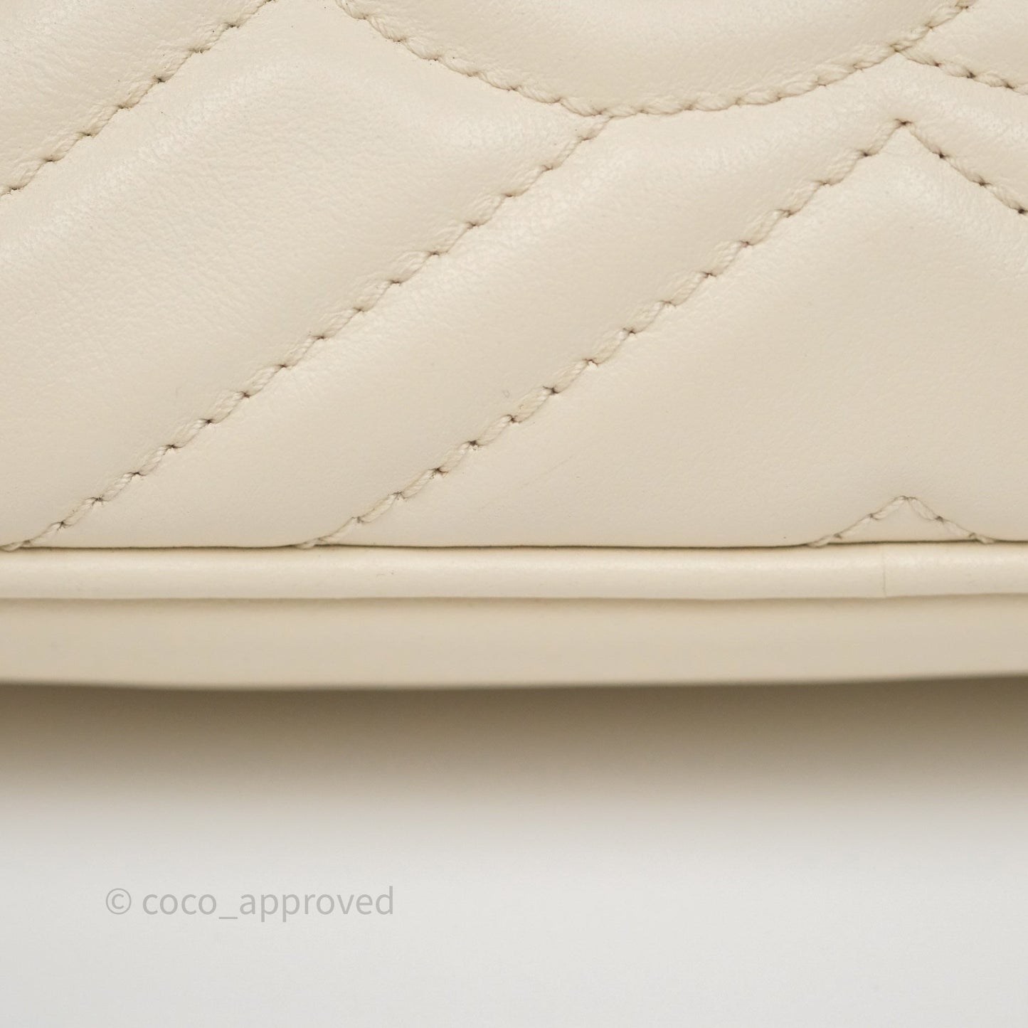 Gucci Small GG Marmont Camera Bag White Calfskin Gold Hardware
