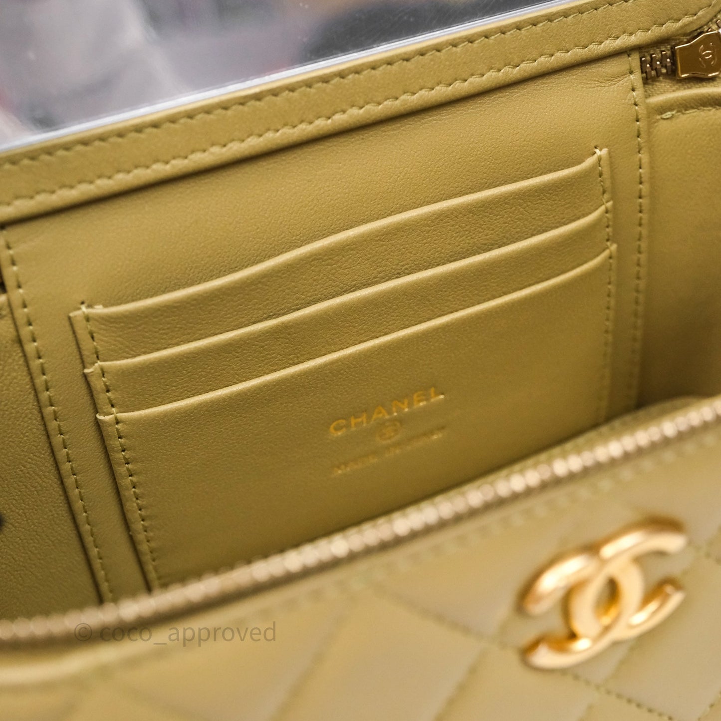 Chanel Top Handle Vanity with Chain Olive Green Lambskin Aged Gold Hardware