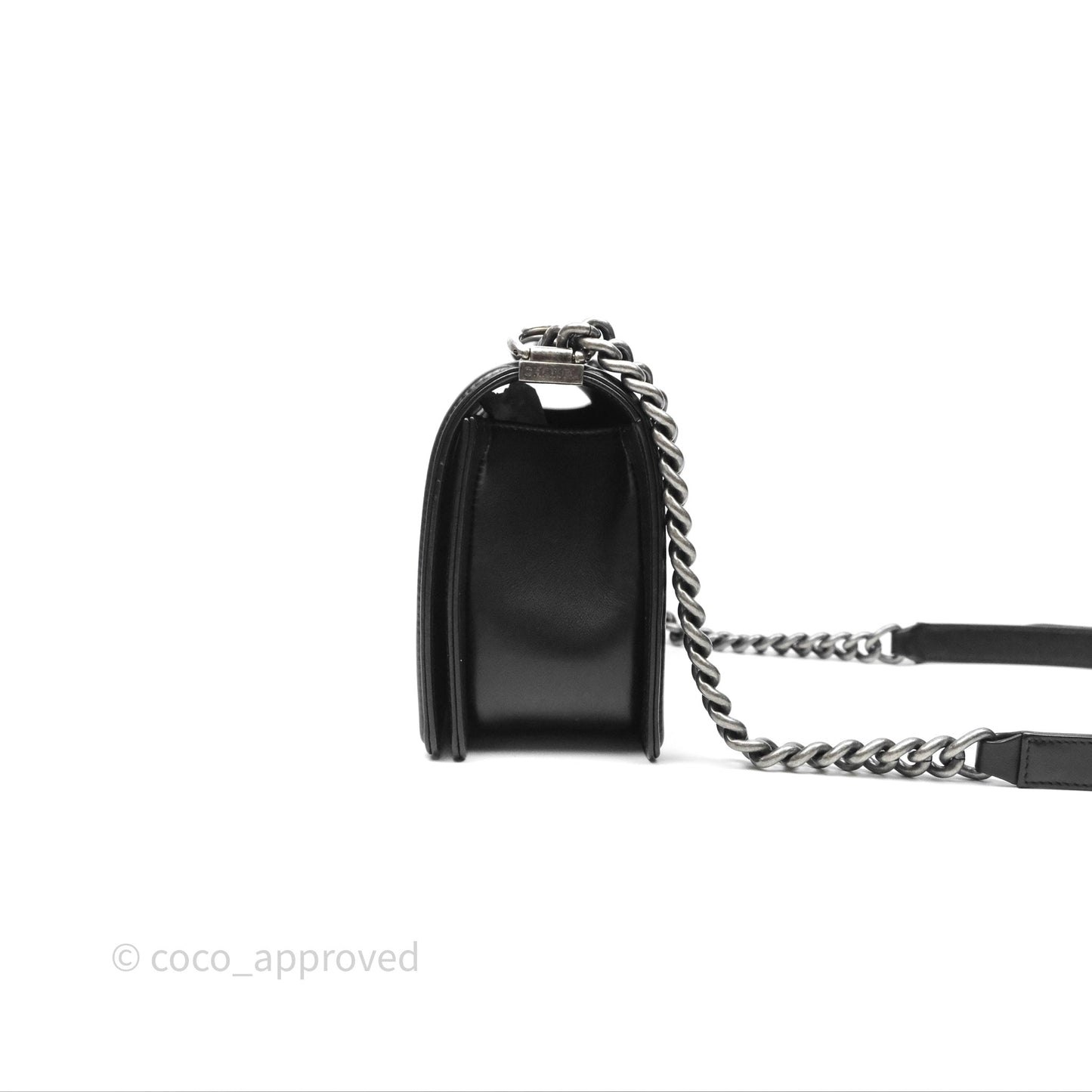 Chanel Quilted Medium Boy Black Calfskin Ruthenium Hardware