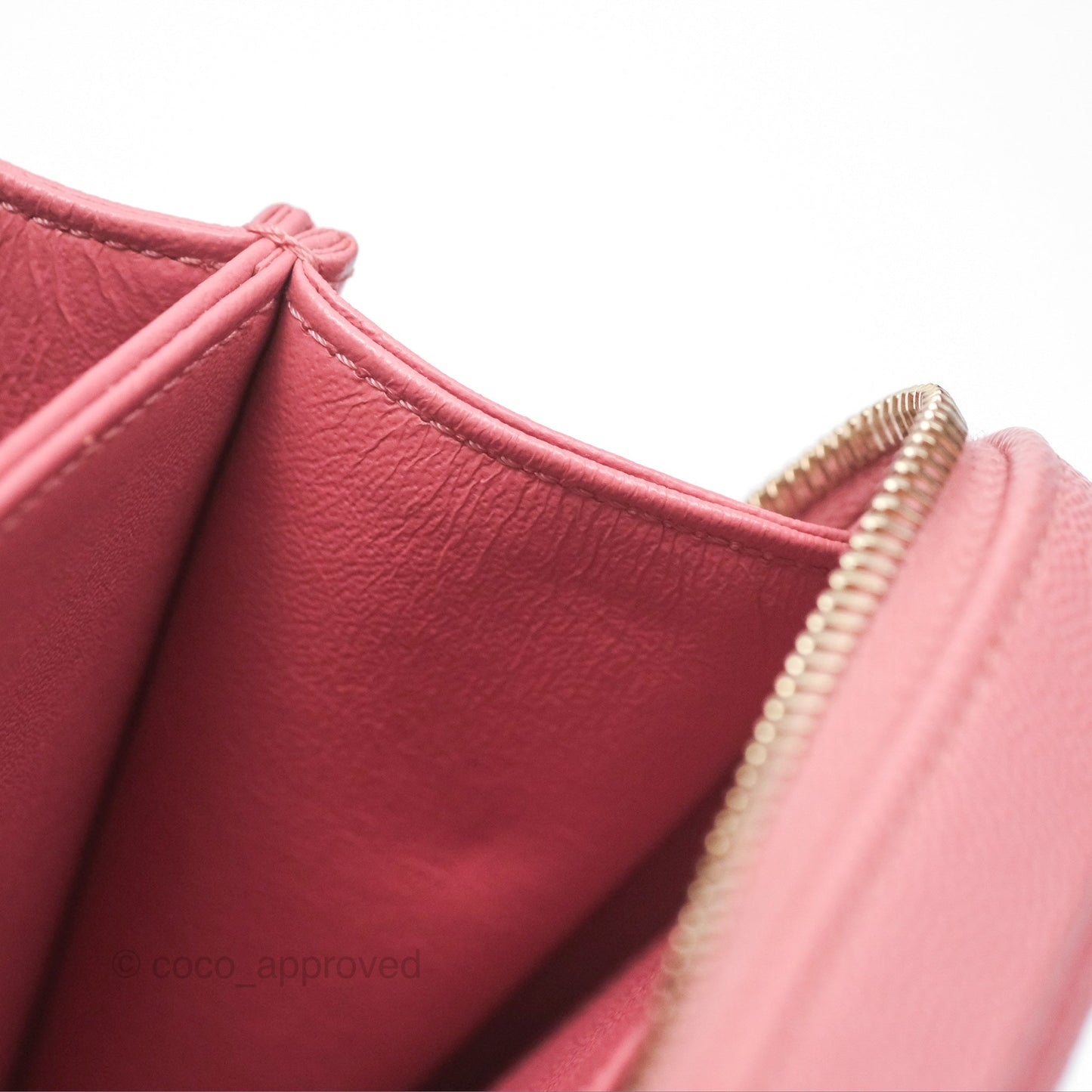 Chanel Quilted Small CC Filigree Vanity Case Pink Caviar Gold Hardware