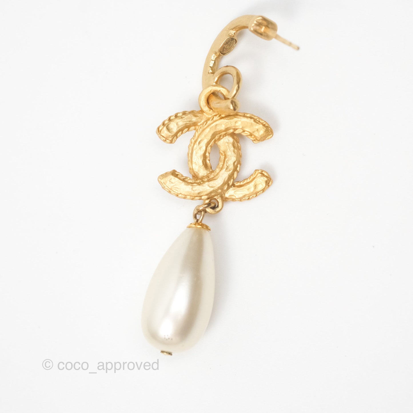 Chanel CC Crystal Pearl Drop Crystal Earrings Matte Gold Tone 20P