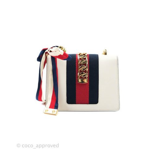 Gucci Sylvie Mini White Calfskin Bag⁣ ⁣⁣⁣⁣⁣⁣⁣⁣⁣⁣⁣⁣⁣⁣⁣⁣