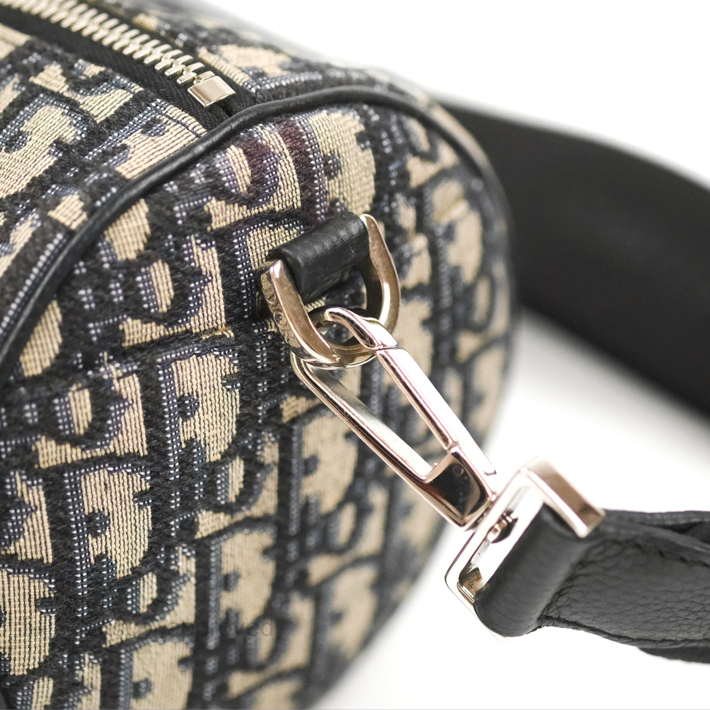 Dior Men's Roller Messenger Bag Oblique Jacquard