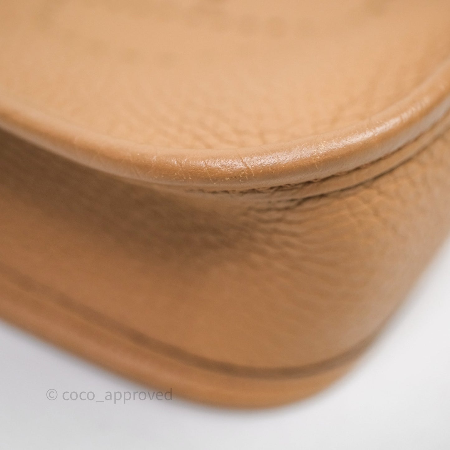 Hermès Mini Evelyne 16 Chai 0M Clemence Gold Hardware