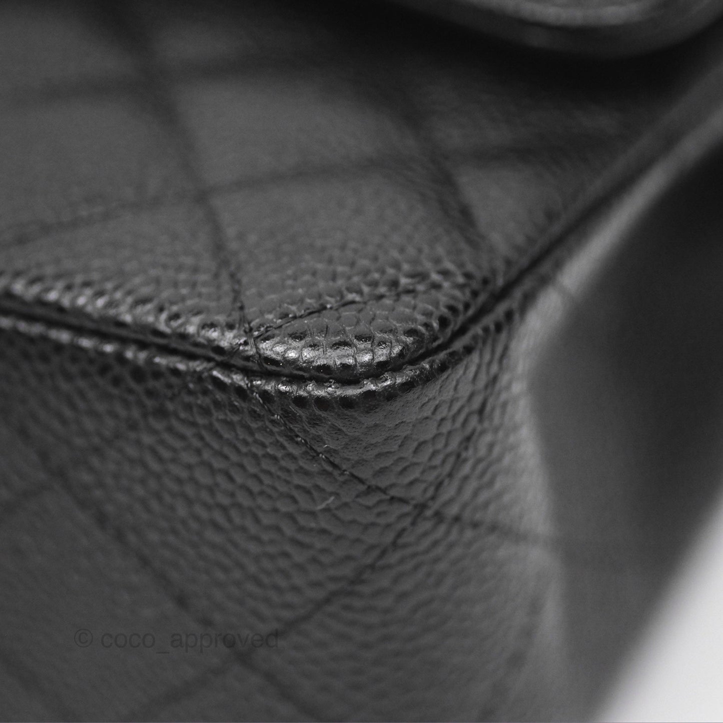 Chanel Classic M/L Medium Flap Quilted Black Caviar Gold Hardware