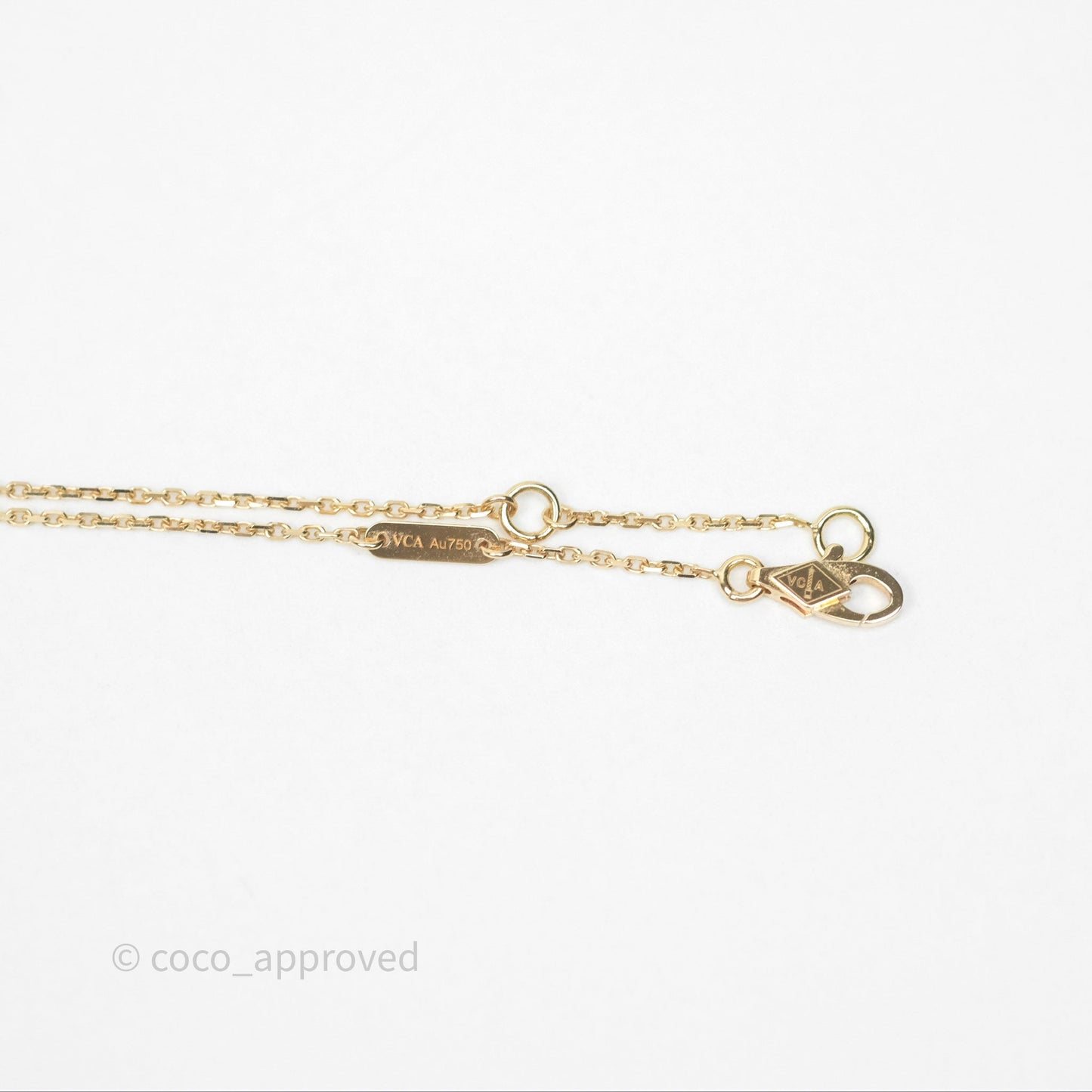 Van Cleef & Arpels Sweet Alhambra Pendant Necklace White Mother-of-pearl Yellow Gold