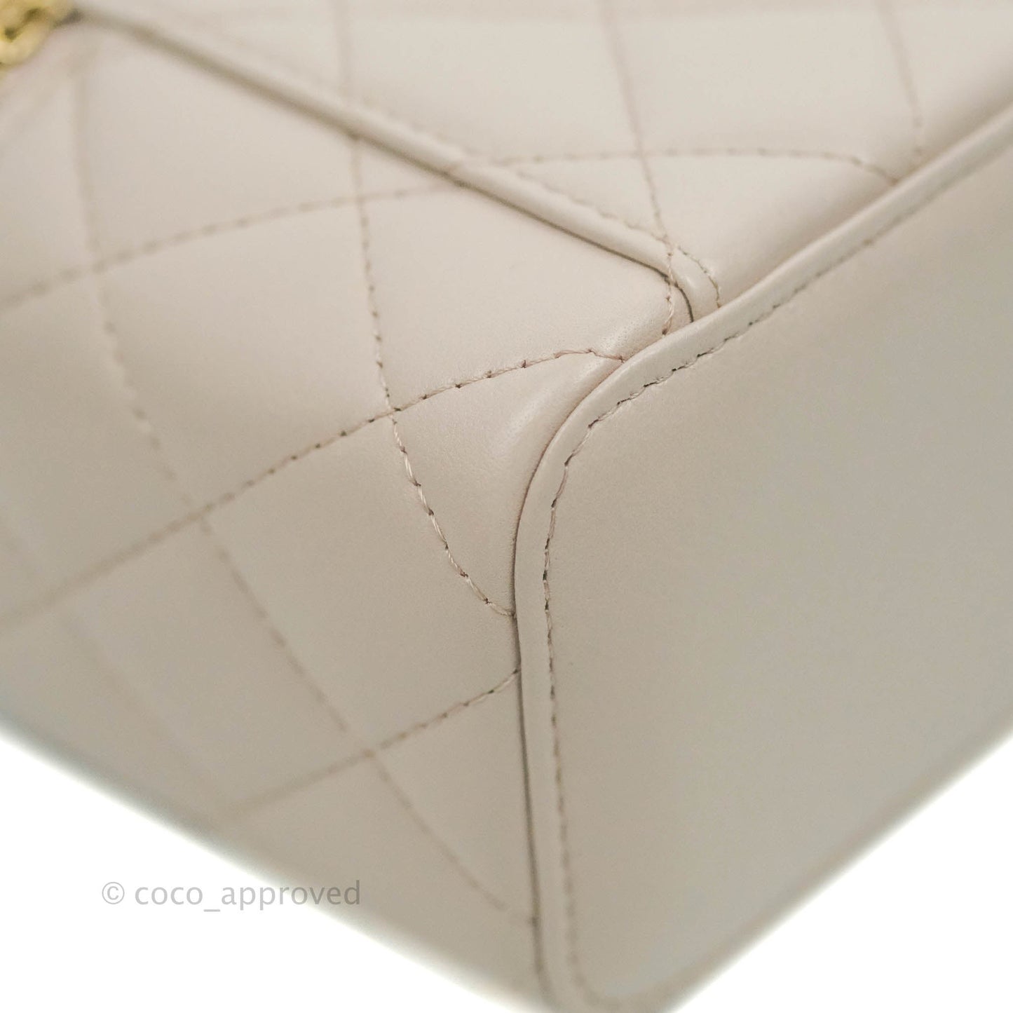 Chanel Classic Mini Pearl Crush Vanity With Chain Lilac Pink Lambskin Aged Gold Hardware