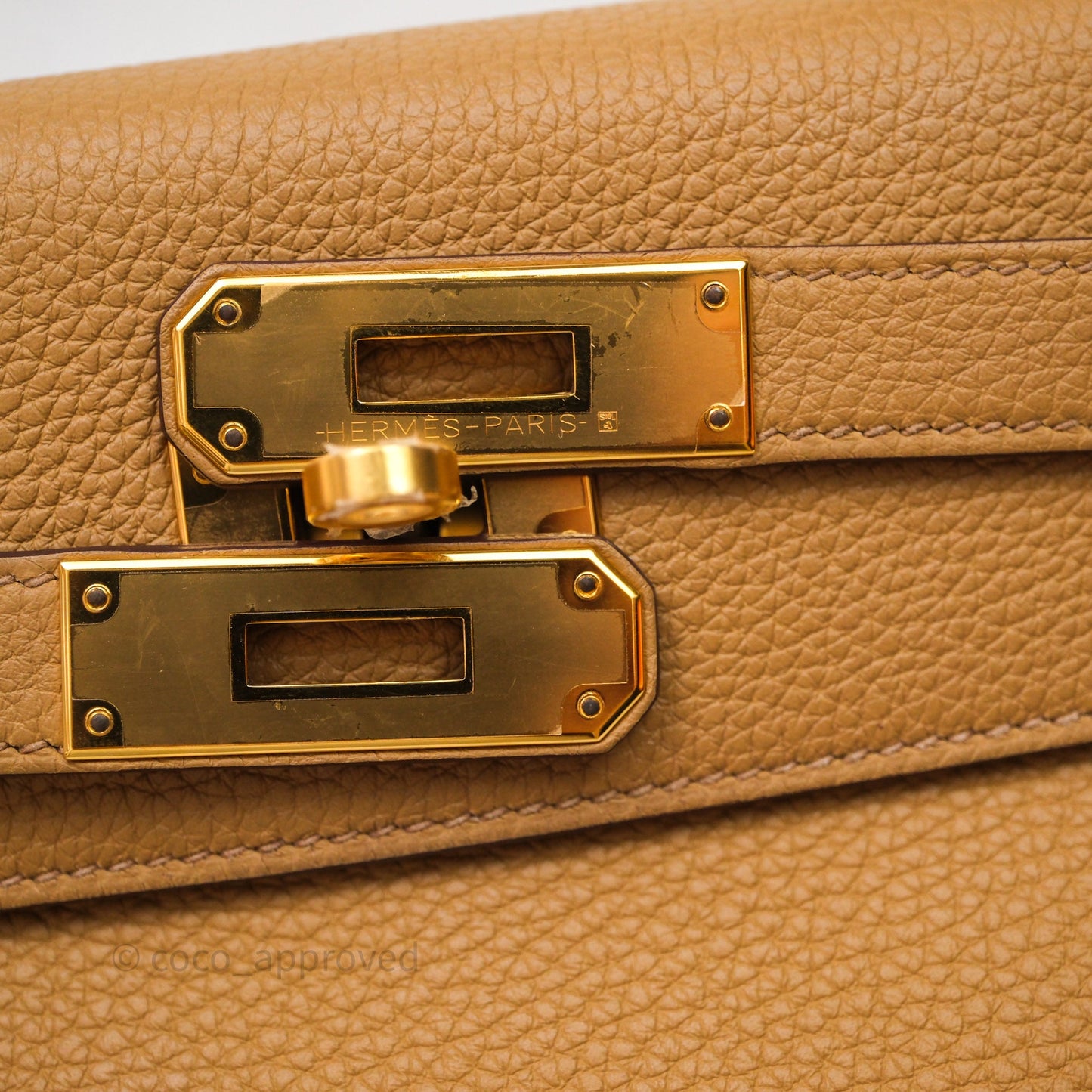 Hermès Kelly 28 Biscuit 4B Togo Gold Hardware