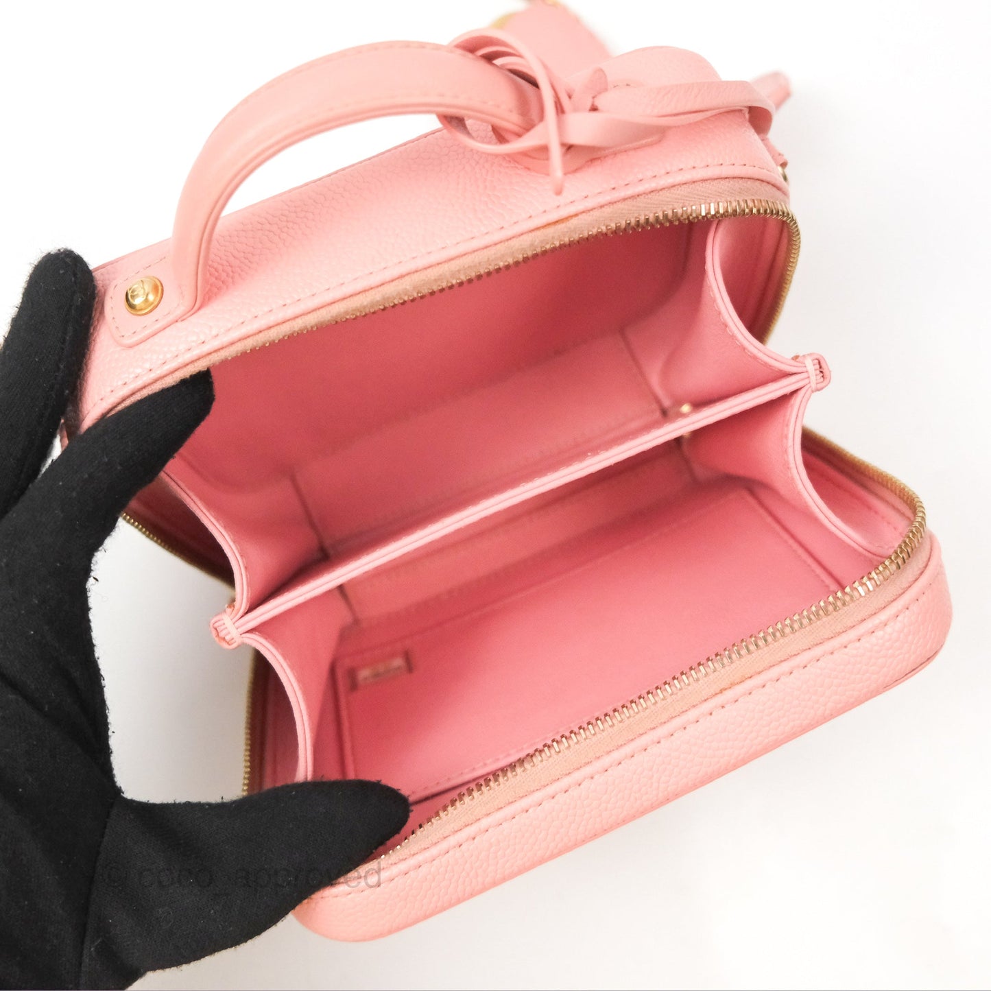 Chanel Quilted Small CC Filigree Vanity Case Dusty Pink Caviar Gold Hardware