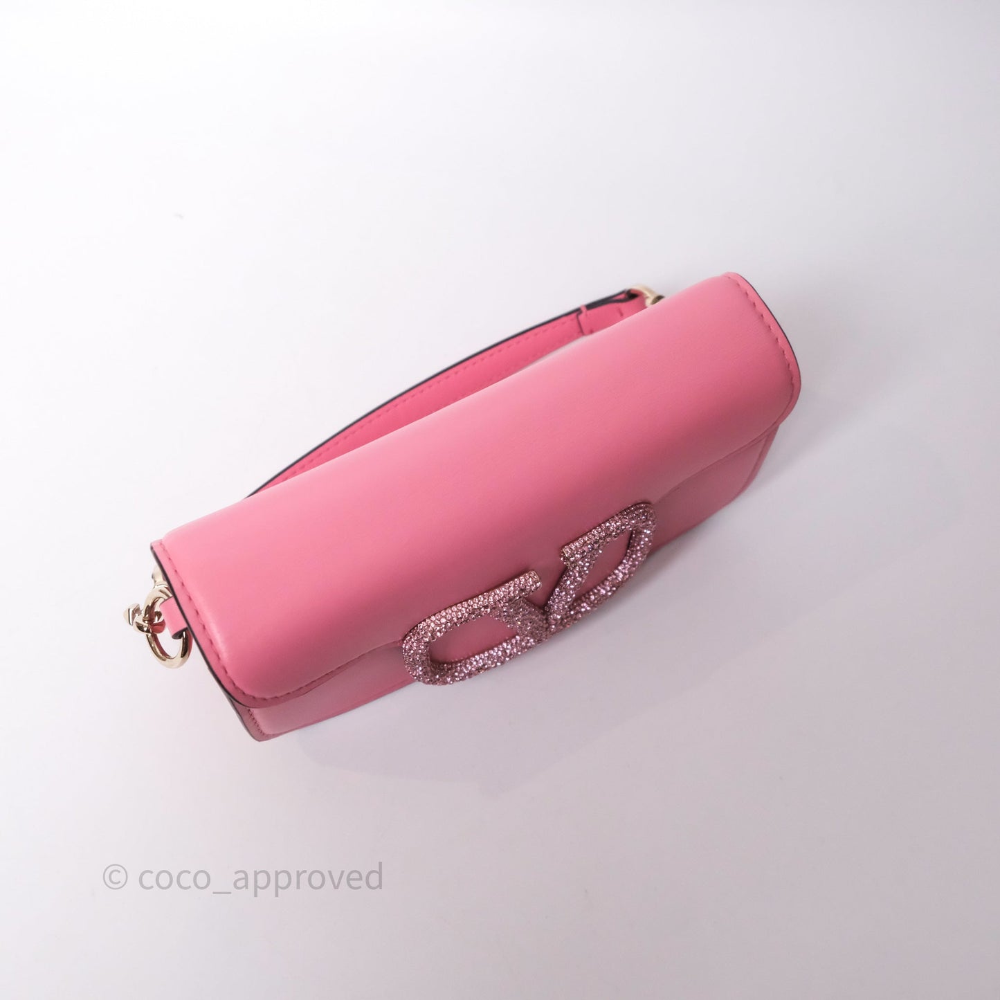 Valentino Garavani Locò Small Shoulder Bag Pink Calfskin Gold Hardware