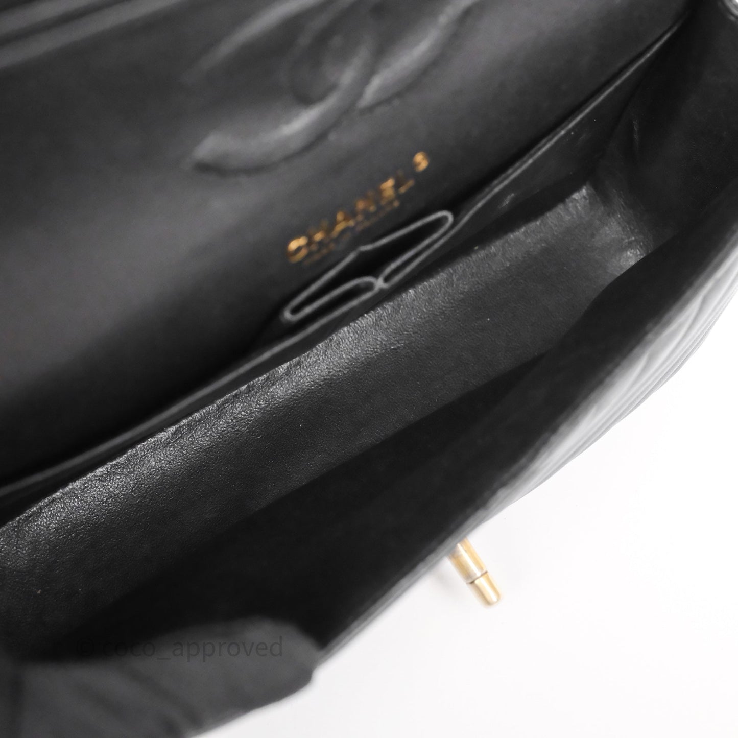 Chanel Classic Medium Flap Chevron Black Lambskin Aged Gold Hardware