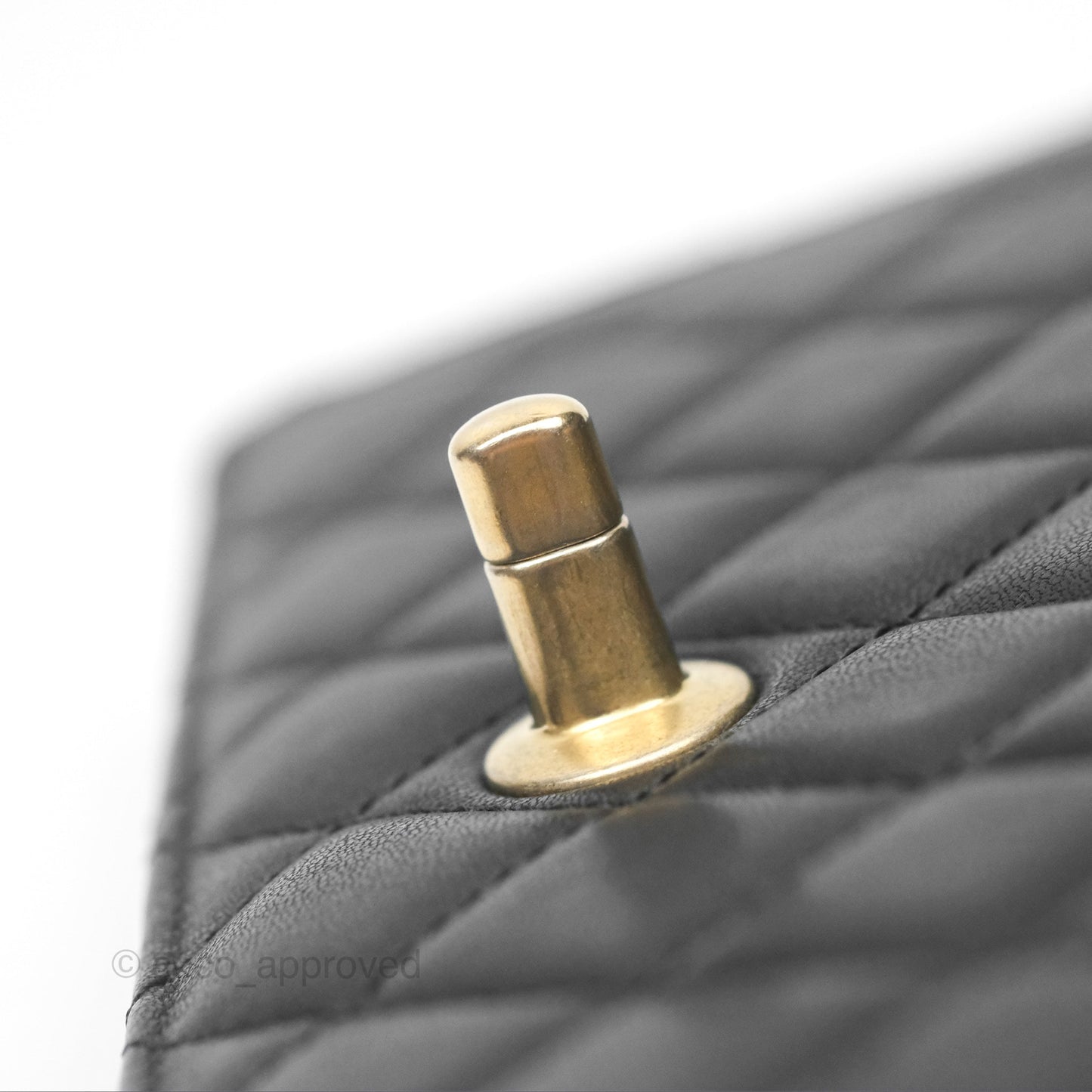 Chanel Small Chic Pearls Flap Quilted Black Goatskin Aged Gold Hardware