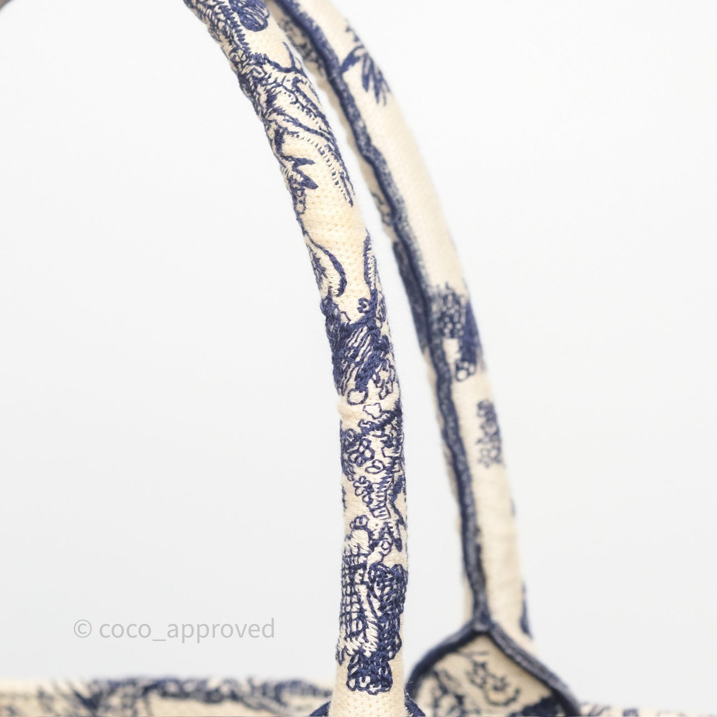 Dior Medium Book Tote White/Blue Toile De Jouy Embroidered Canvas