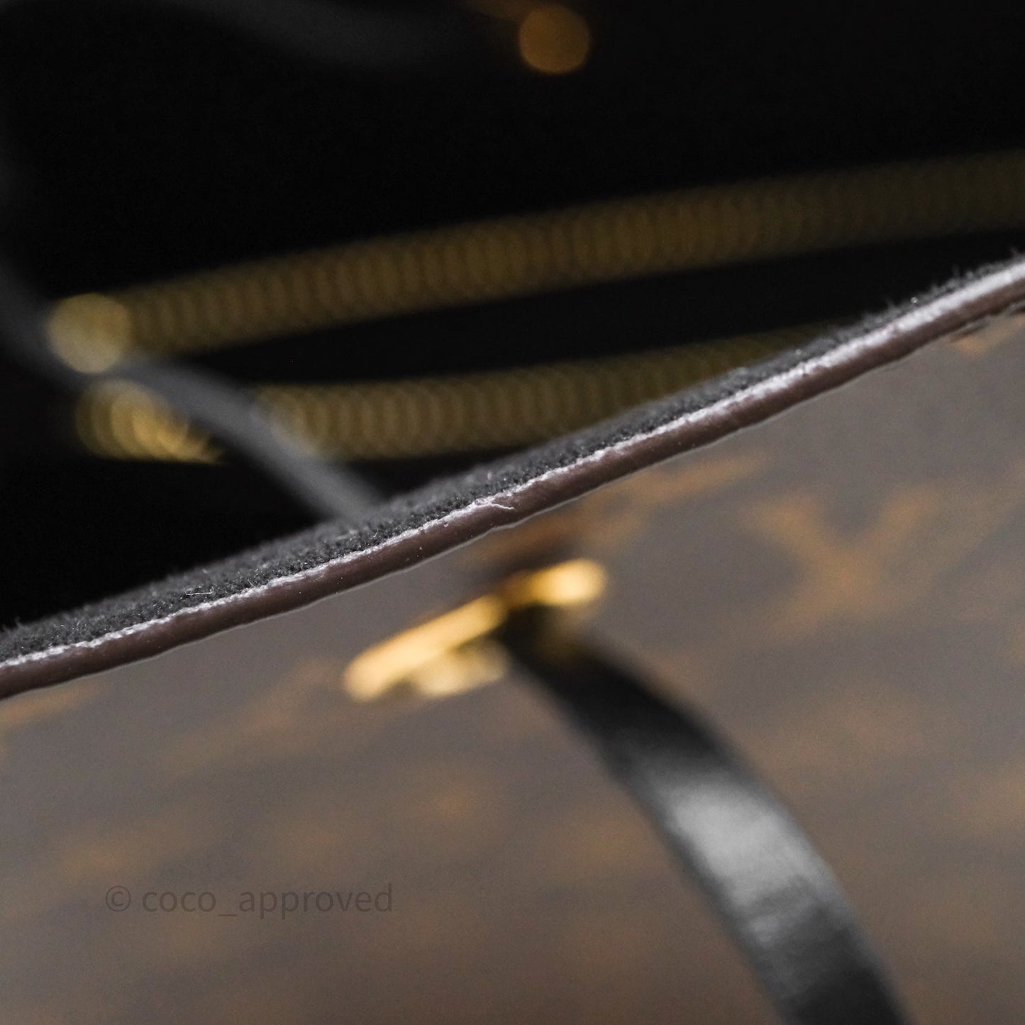 Louis Vuitton NéoNoé MM Black Monogram Canvas