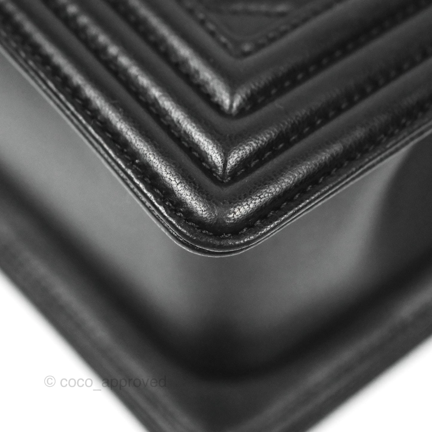 Chanel Quilted Medium Boy Black Lambskin Aged Gold Hardware