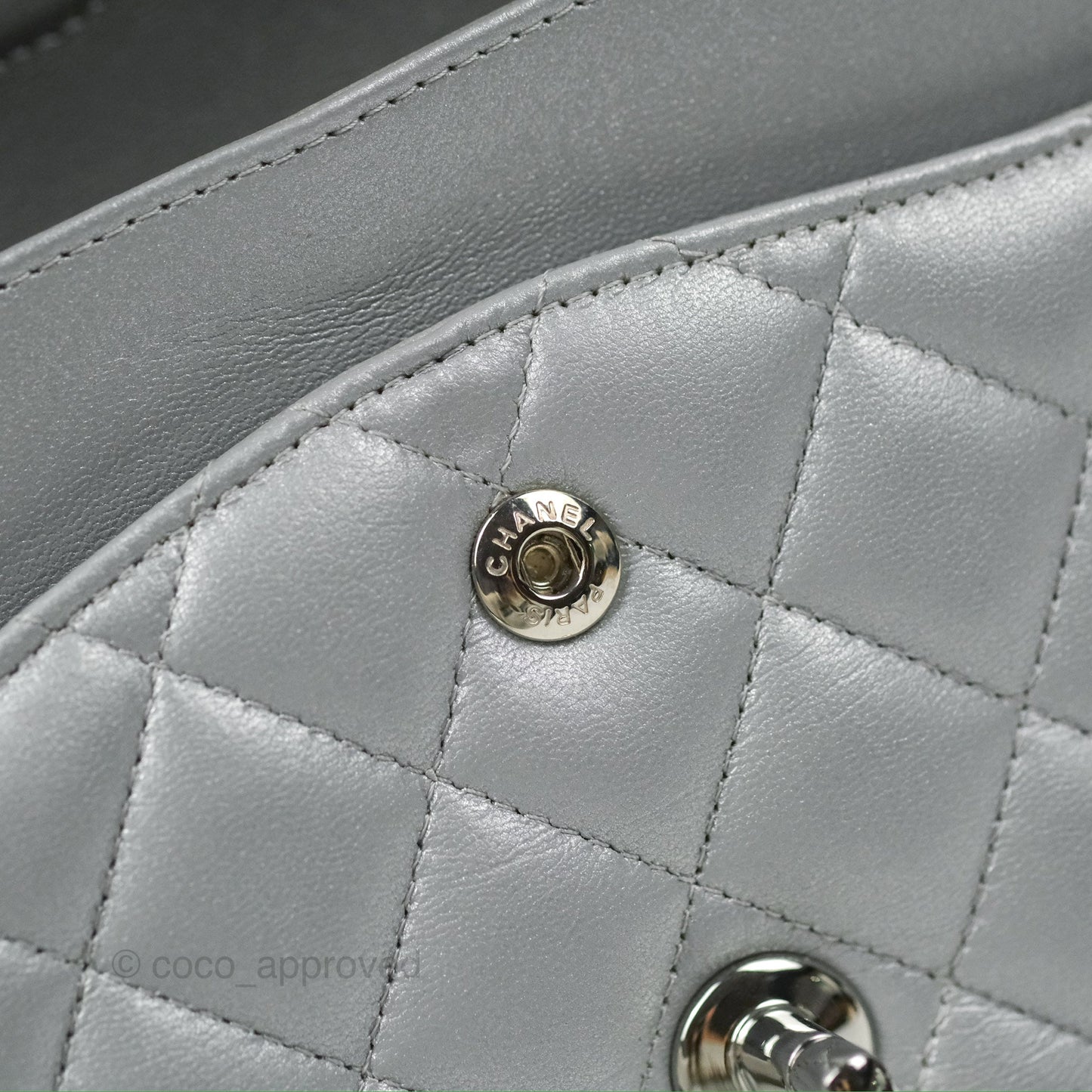 Chanel Classic M/L Medium Flap Quilted Pearly Silver Silver Hardware 23P