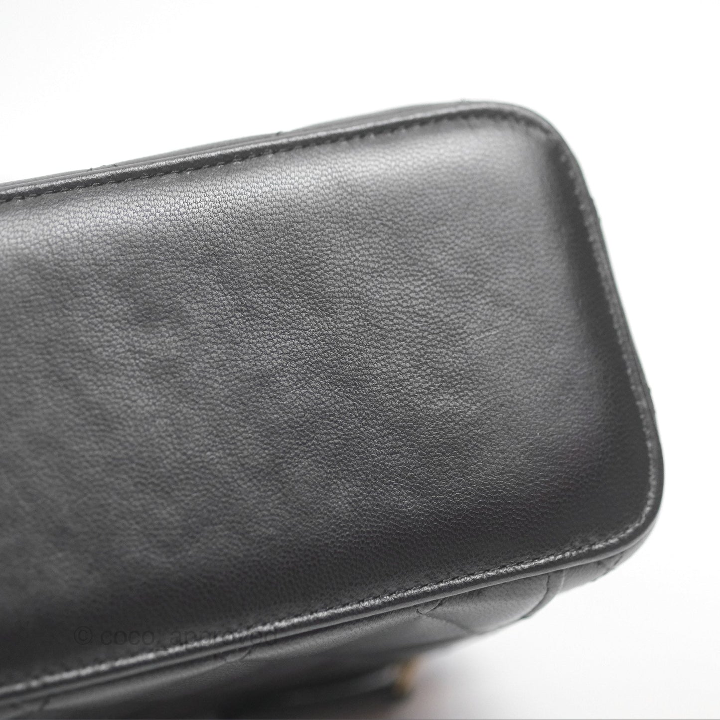 Chanel Vanity With Chain Black Goatskin Mixed Hardware