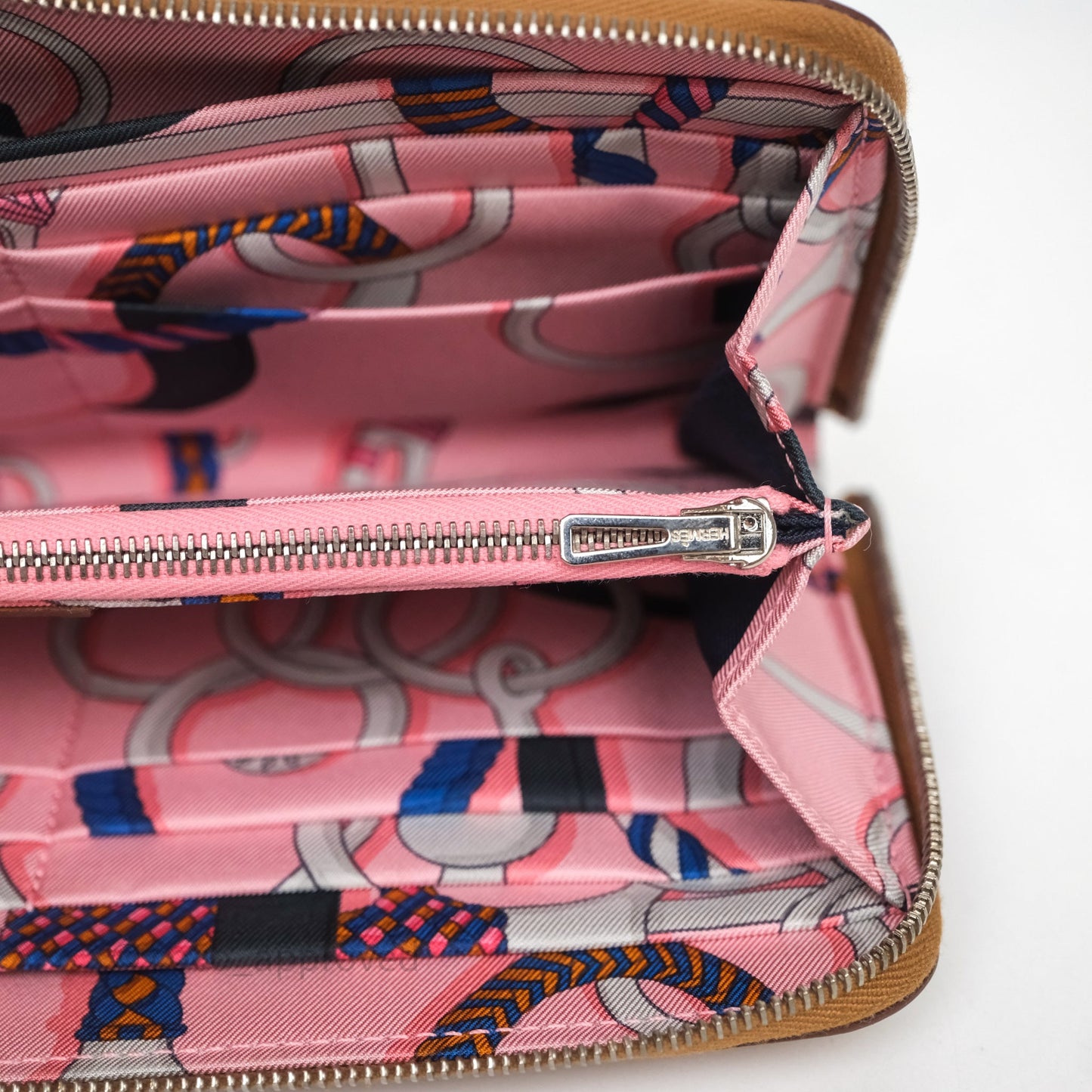Hermès Silk In Classique Long Wallet Gold Epsom