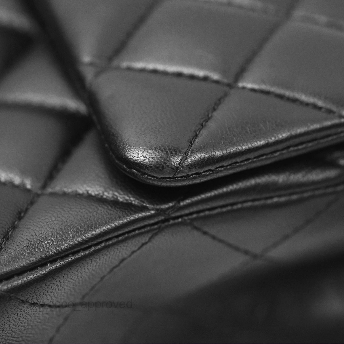 Chanel Classic M/L Medium Flap Quilted Black Lambskin Gold Hardware