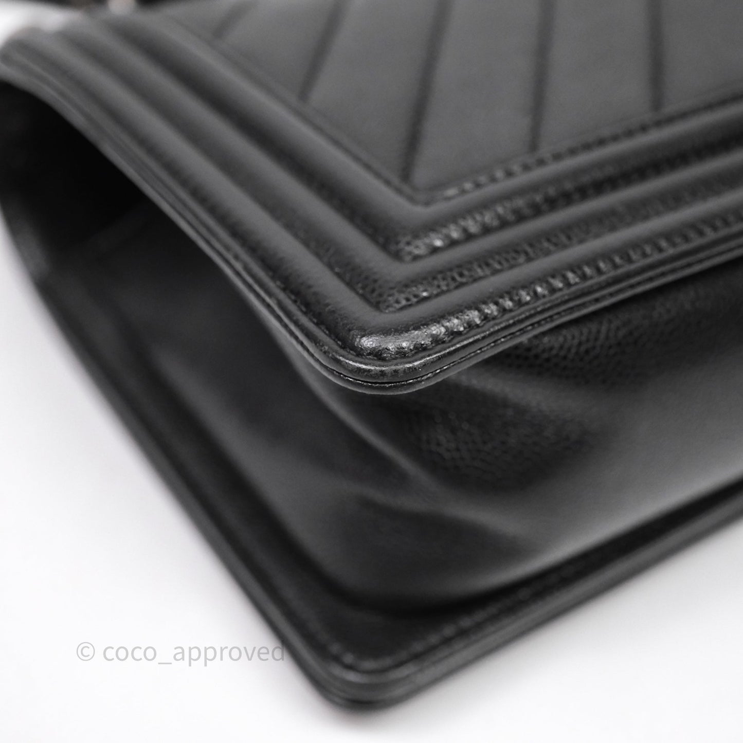 Chanel Medium Boy Chevron Black Caviar Ruthenium Hardware