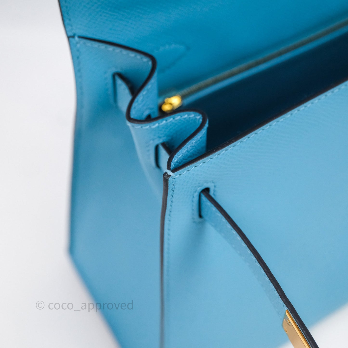 Hermès Kelly 28 Bleu du Nord P3 Epsom Gold Hardware