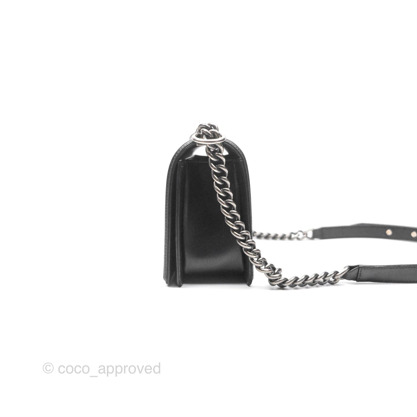 Chanel Medium Boy Quilted Black Lambskin Ruthenium Hardware