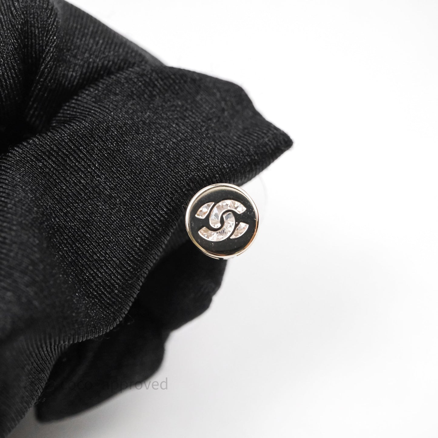 Chanel Crystals CC Round Earrings Gold Tone 25V