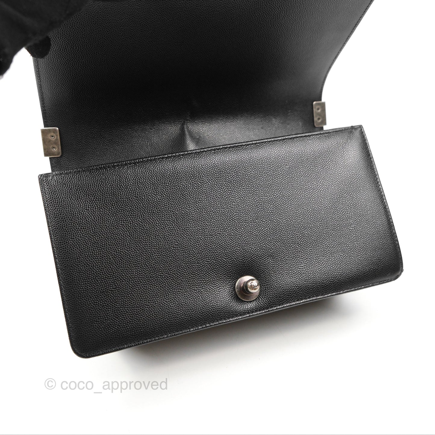 Chanel Boy Quilted Medium Black Caviar Ruthenium Hardware