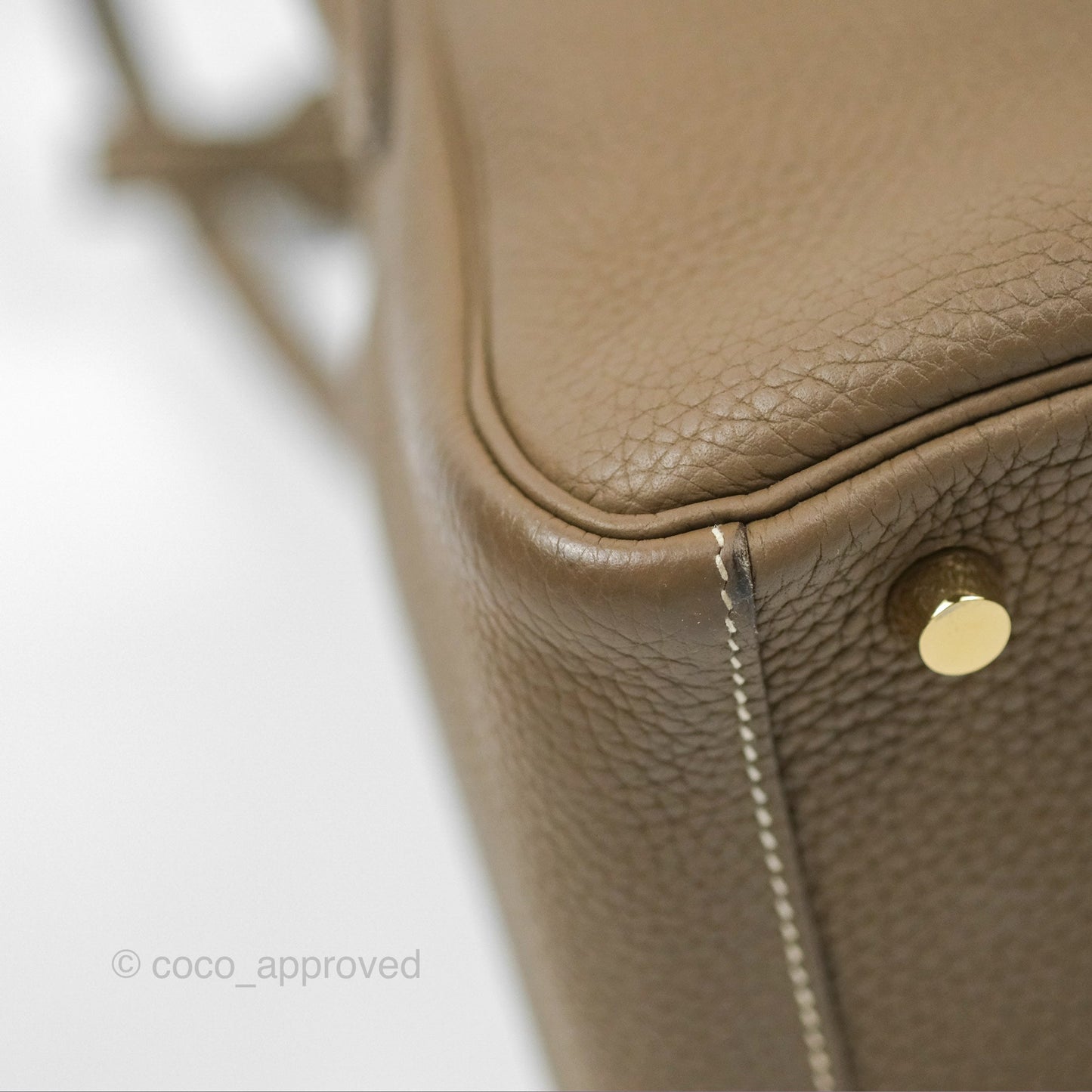 Hermès Lindy 26 Etoupe Clemence Gold Hardware