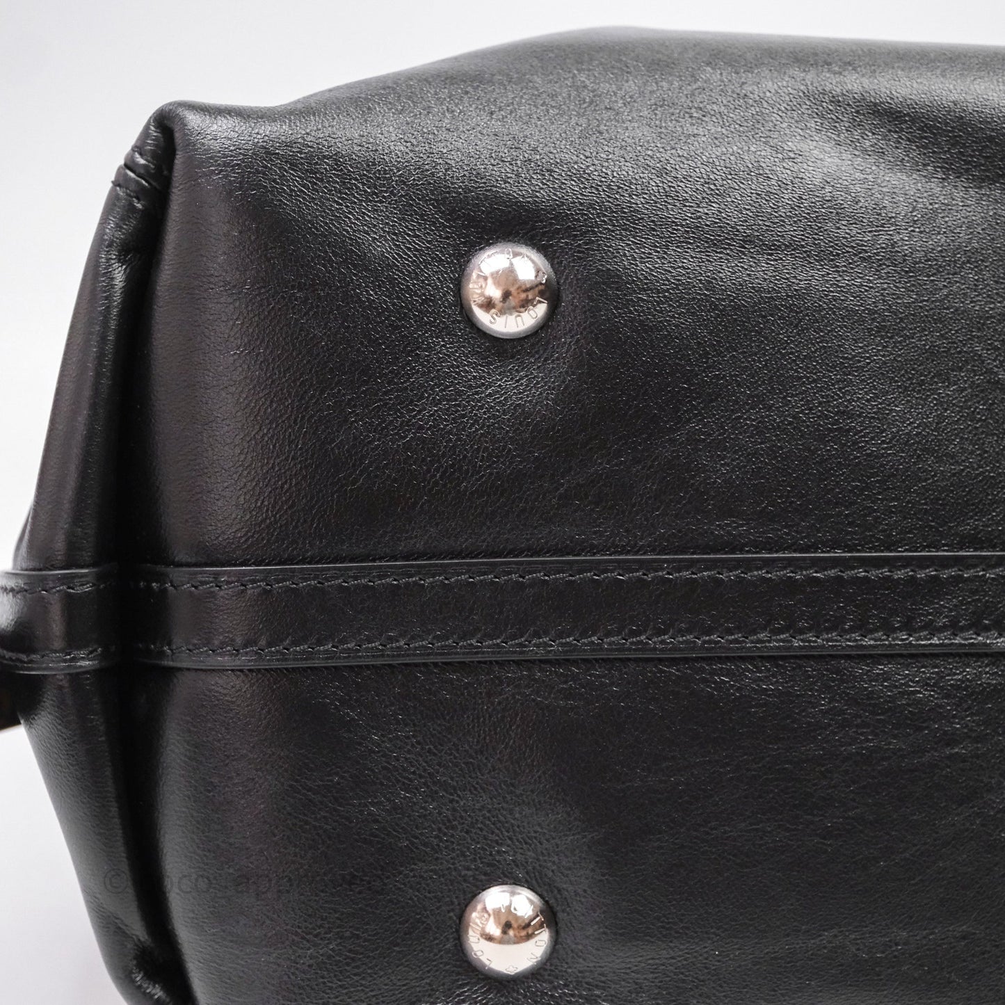 Louis Vuitton CarryAll Vibe MM Black