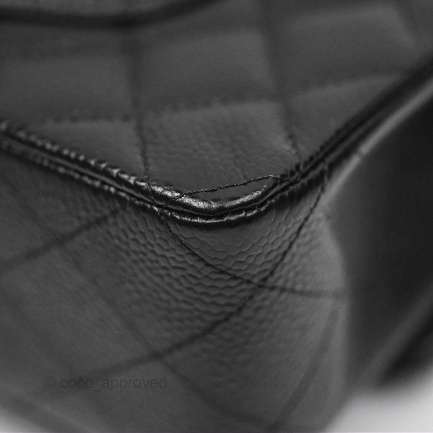Chanel Classic M/L Medium Flap Quilted Black Caviar Gold Hardware