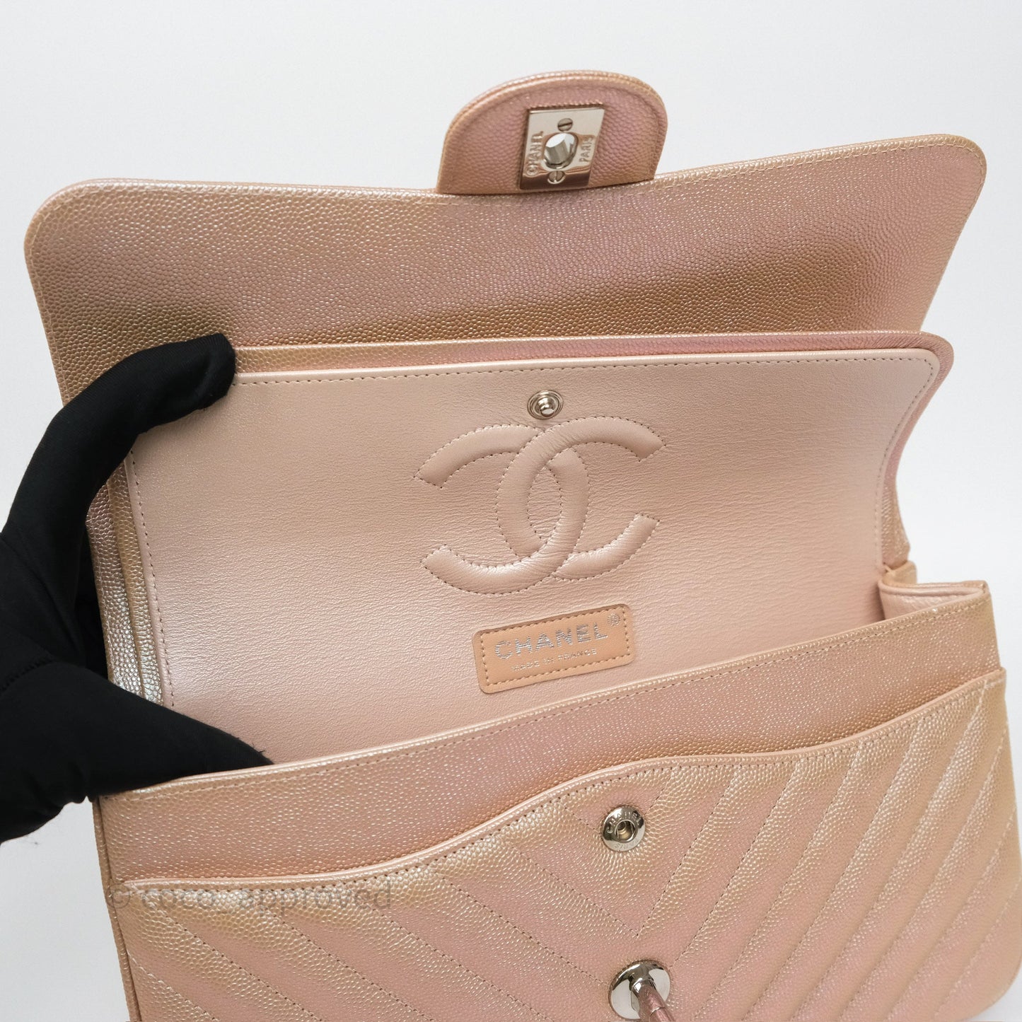 Chanel Classic Medium Double Flap Chevron Iridescent Rose Gold Pink Caviar 17B