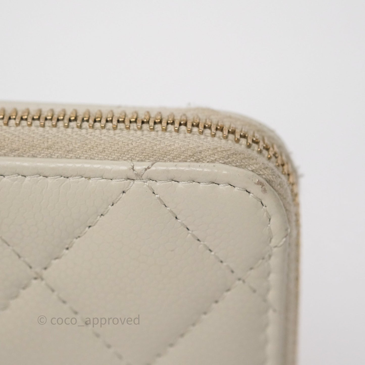 Chanel Zipper Card Holder Wallet Light Grey Caviar Gold Hardware