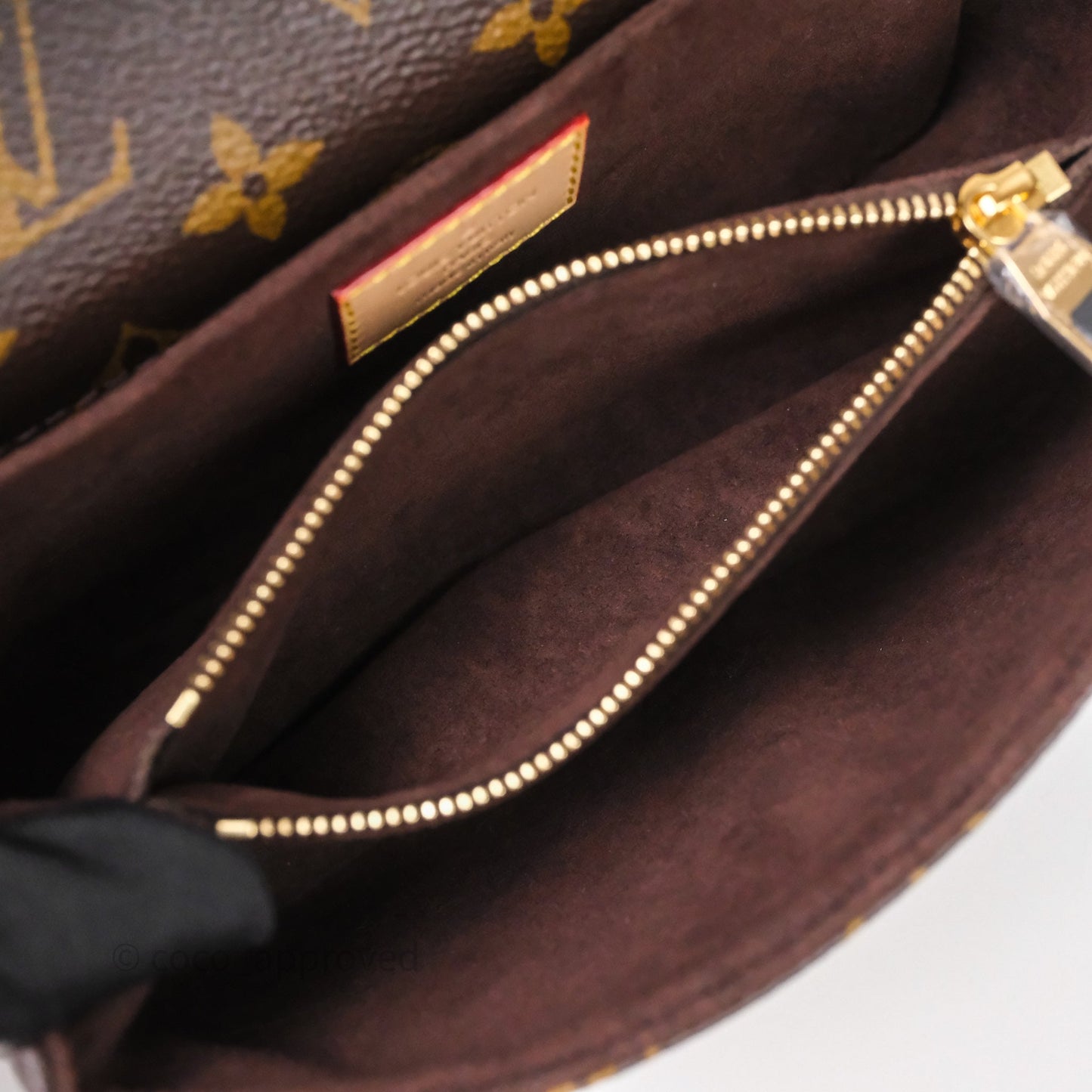 Louis Vuitton Pochette Métis East West Monogram Canvas