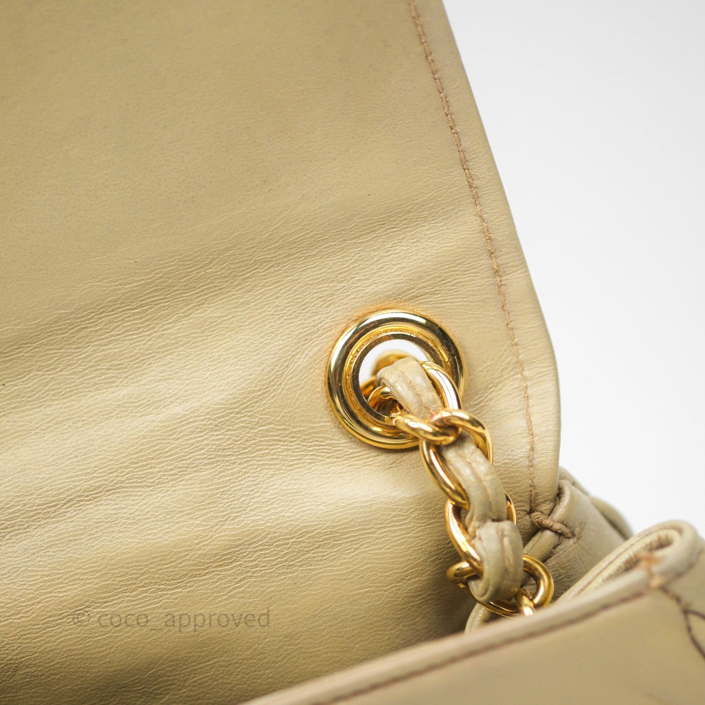 Chanel Vintage CC Flap Bag Beige Lambskin Gold Hardware