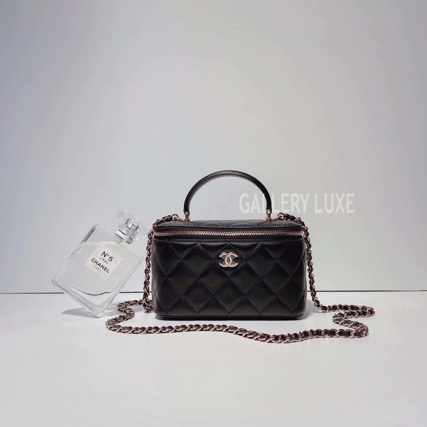 No.3368-Chanel Timeless Classic Handle Vanity With Chain (Brand New / 全新)