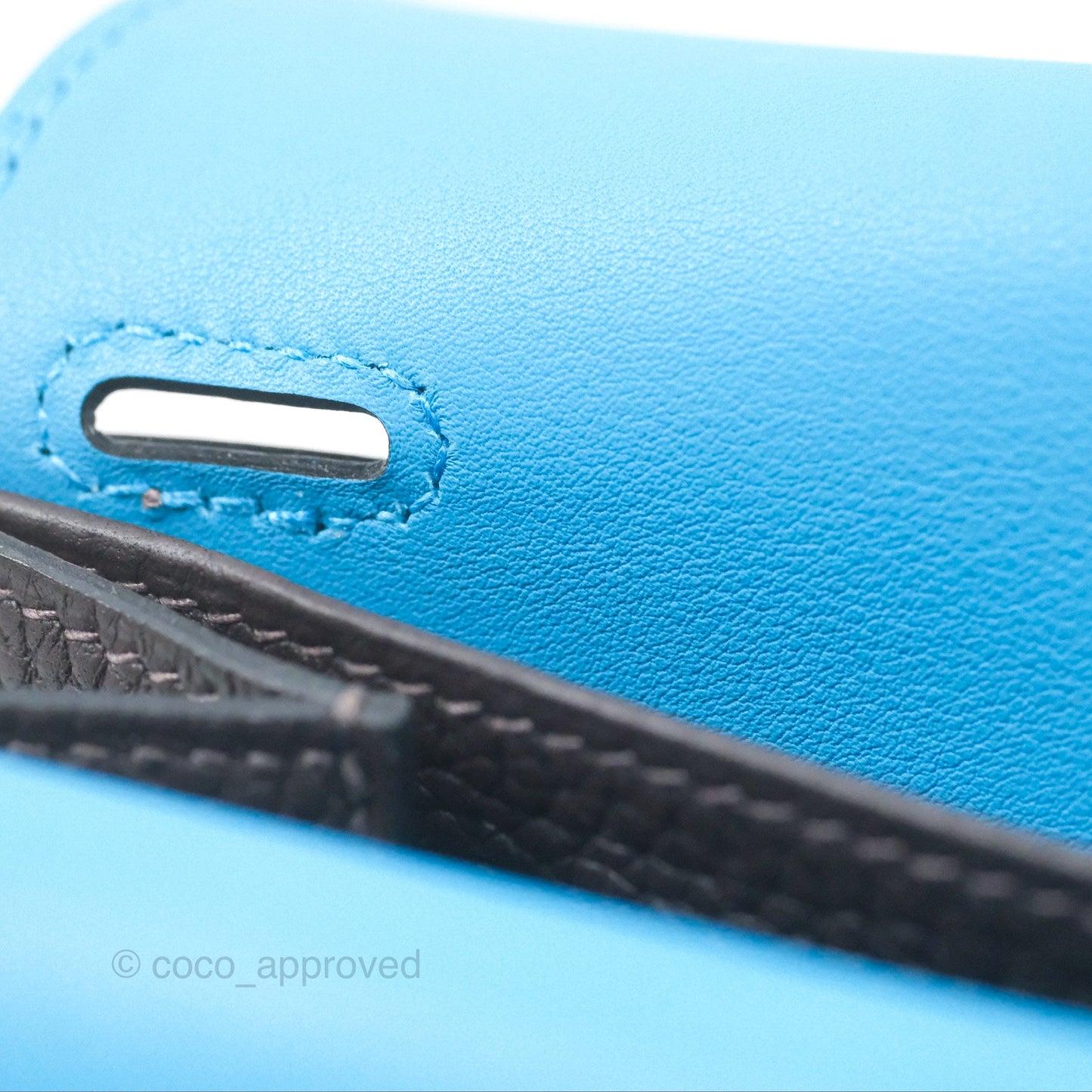 Hermès Halzan 25 Macassar 3S/ Bleu Zanzibar B3 Clemence Gold Hardware