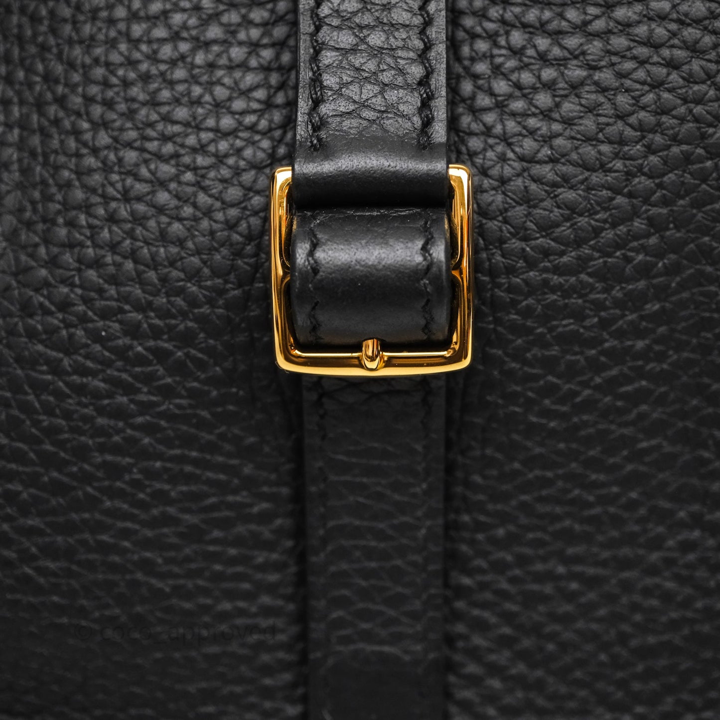Hermès Halzan 25 Taurillon Clemence 89 Noir Gold Hardware