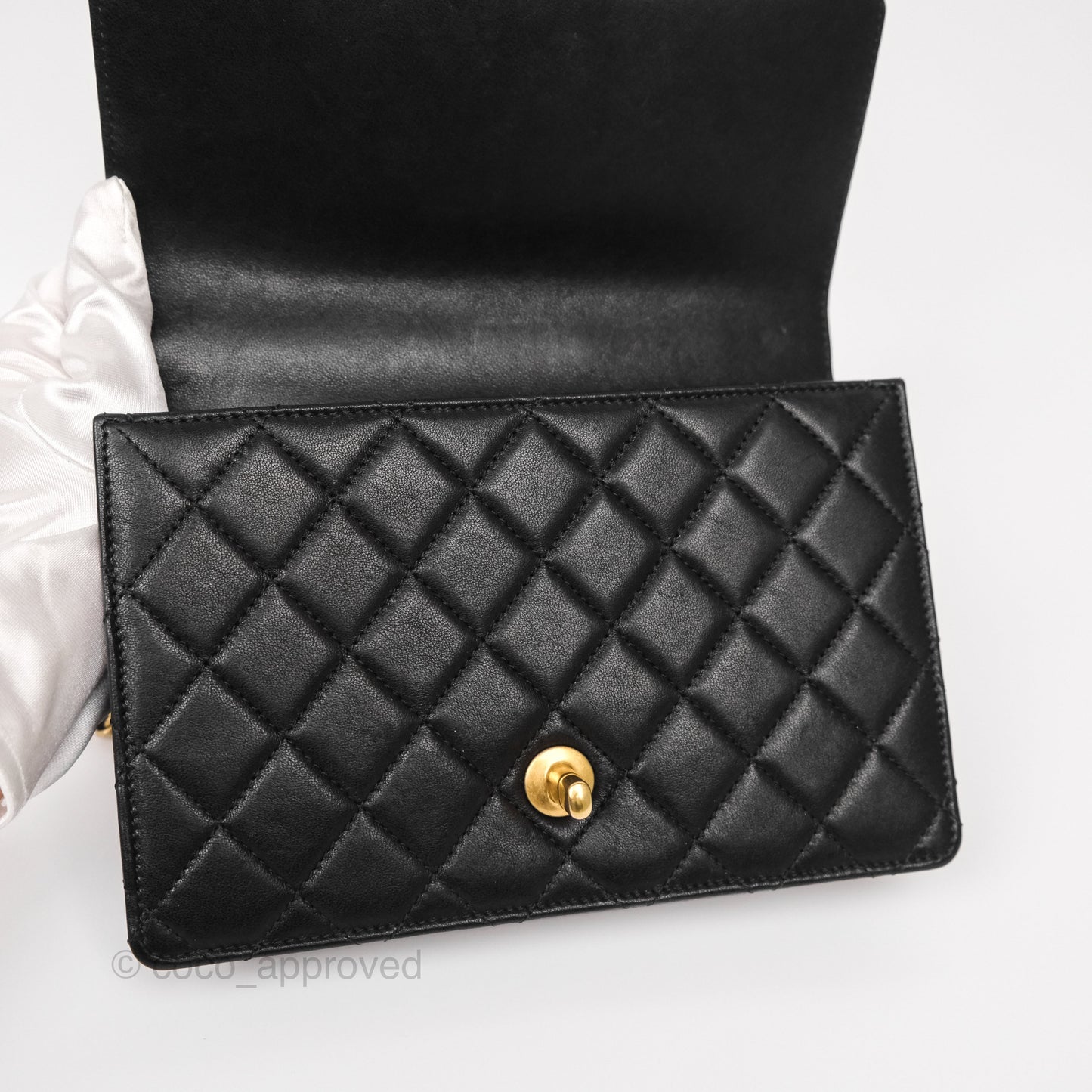 Chanel Small Chic Pearls Flap Quilted Black Goatskin Aged Gold Hardware