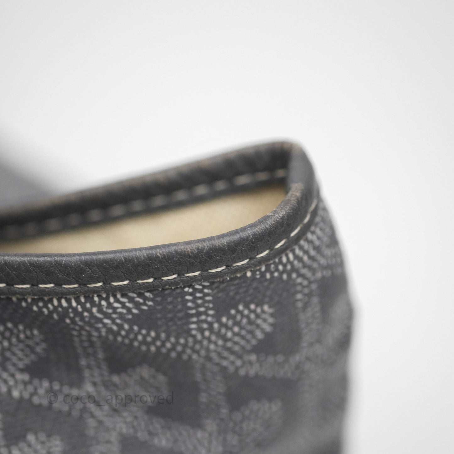 Goyard St Louis Tote PM ⁣⁣⁣⁣⁣⁣⁣⁣⁣⁣⁣⁣⁣⁣⁣⁣⁣⁣⁣⁣Grey
