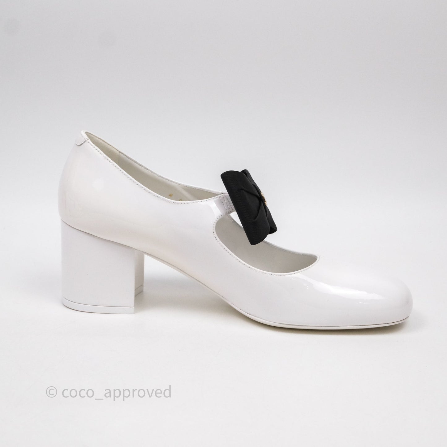Chanel CC Ribbon Mary Jane Block Heels White Patent Size 39