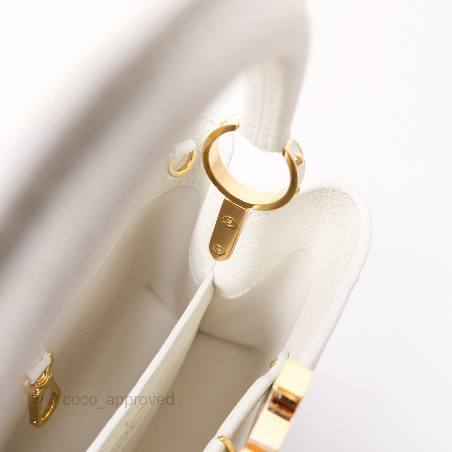 Louis Vuitton Taurillon Capucines BB Snow