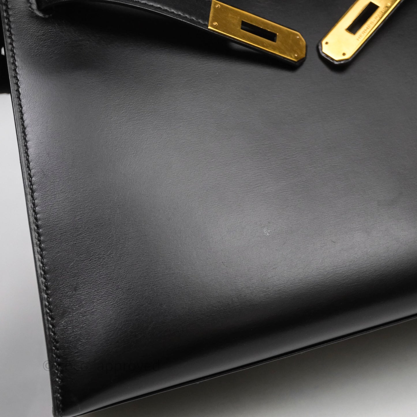 Hermès Vintage Kelly 28 Sellier Black Noir 89 Box Leather Gold Hardware
